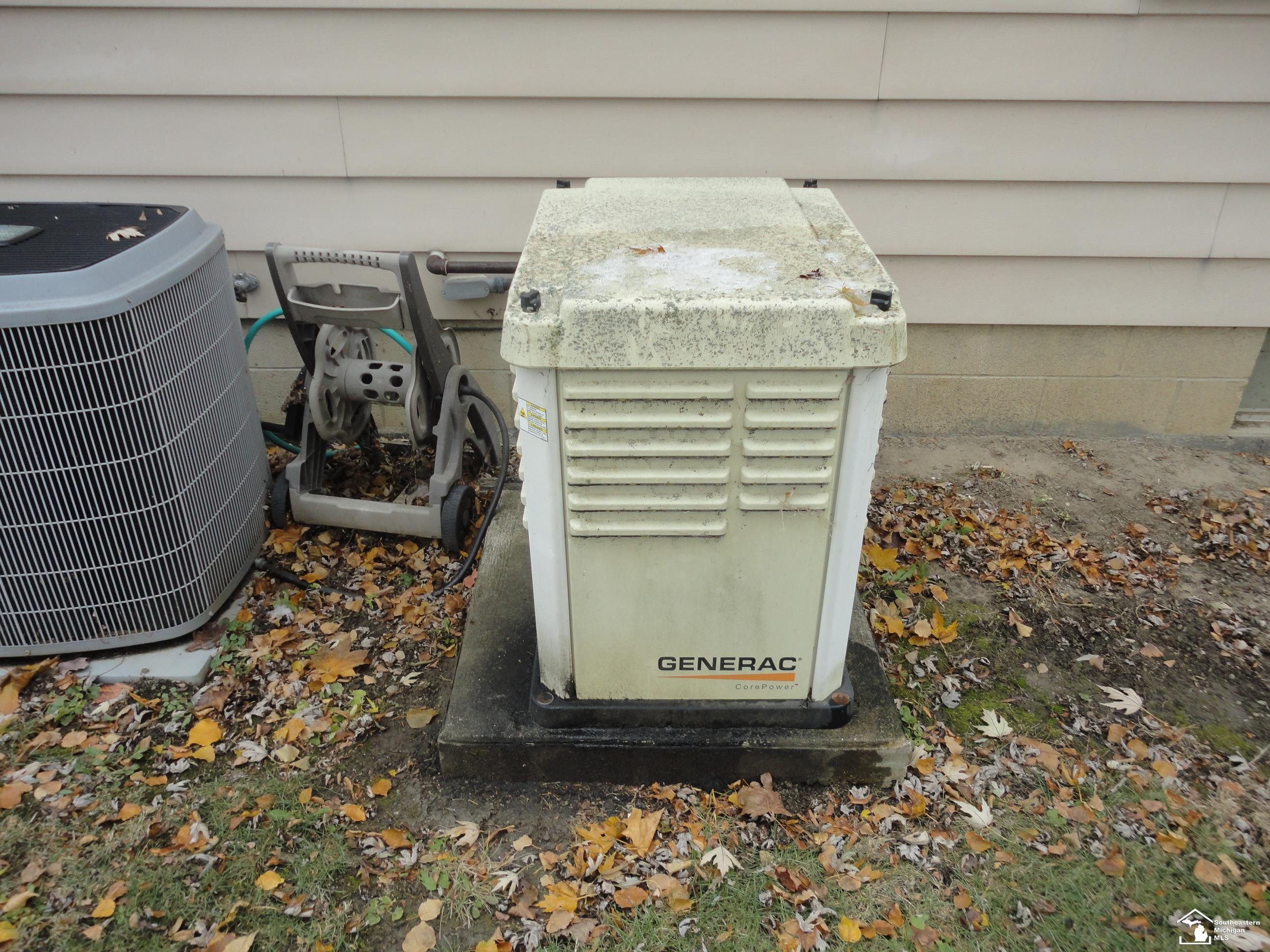 800 N Roessler Street, Monroe, MI 48162 — Photo 5