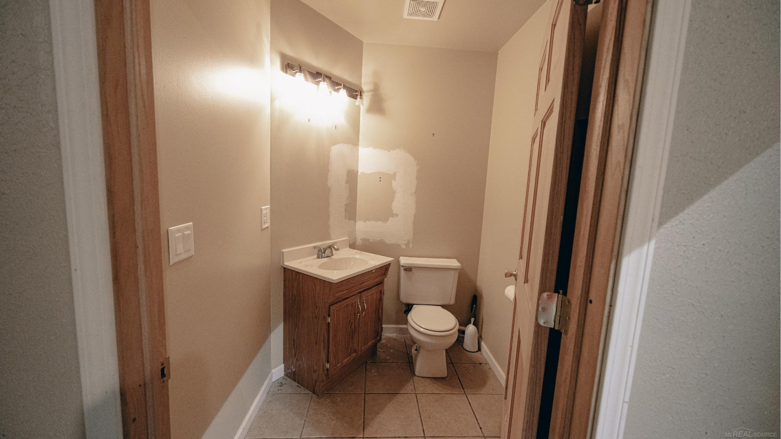 3955 Hogback Road, Fowlerville, MI 48836 — Photo 66
