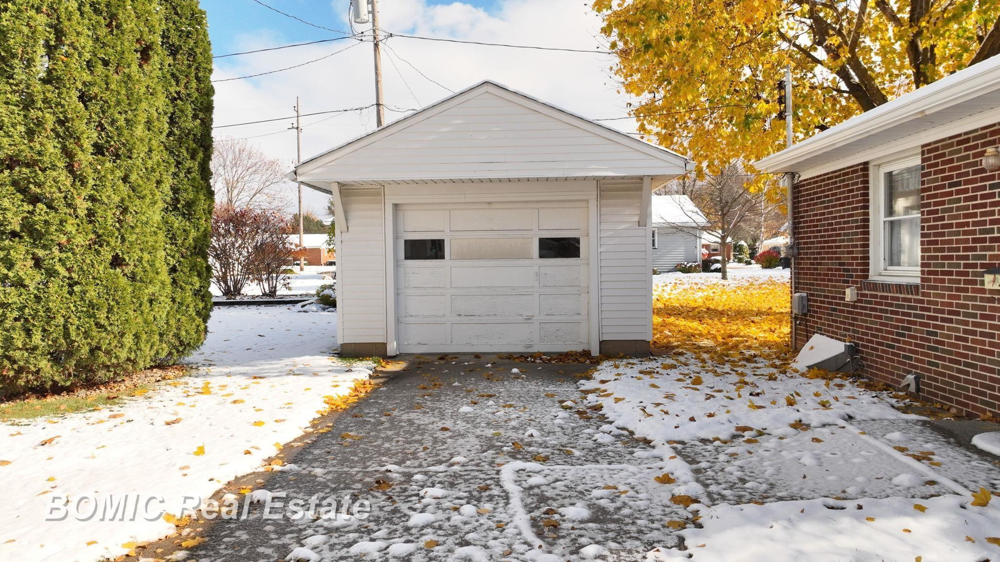 327 Kern Street, Frankenmuth, MI 48734 — Photo 3