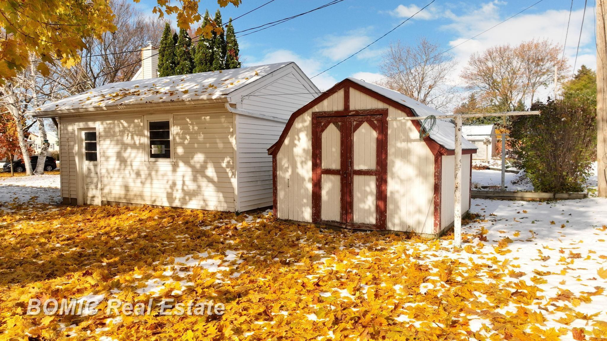 327 Kern Street, Frankenmuth, MI 48734 — Photo 6