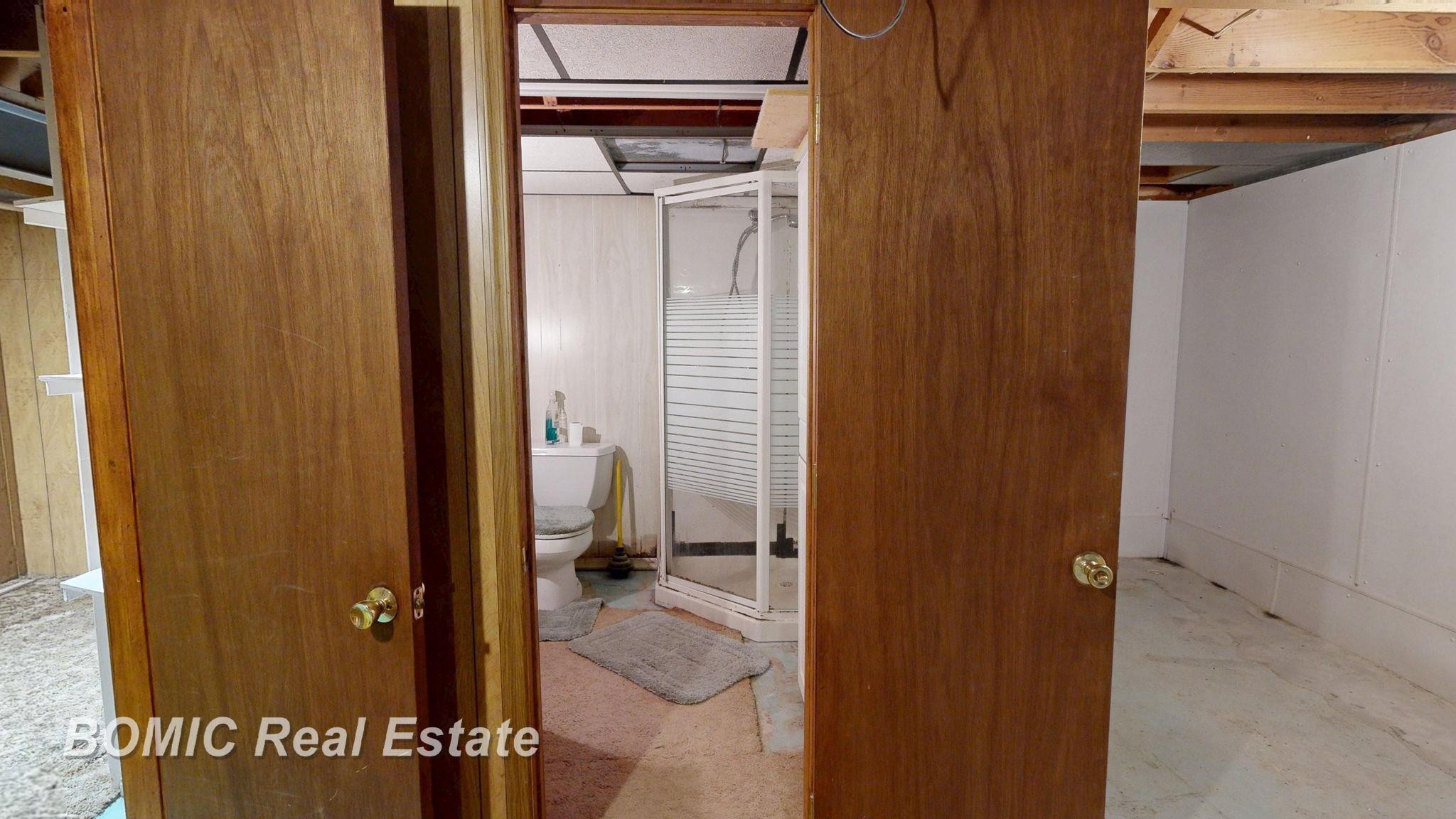 327 Kern Street, Frankenmuth, MI 48734 — Photo 22