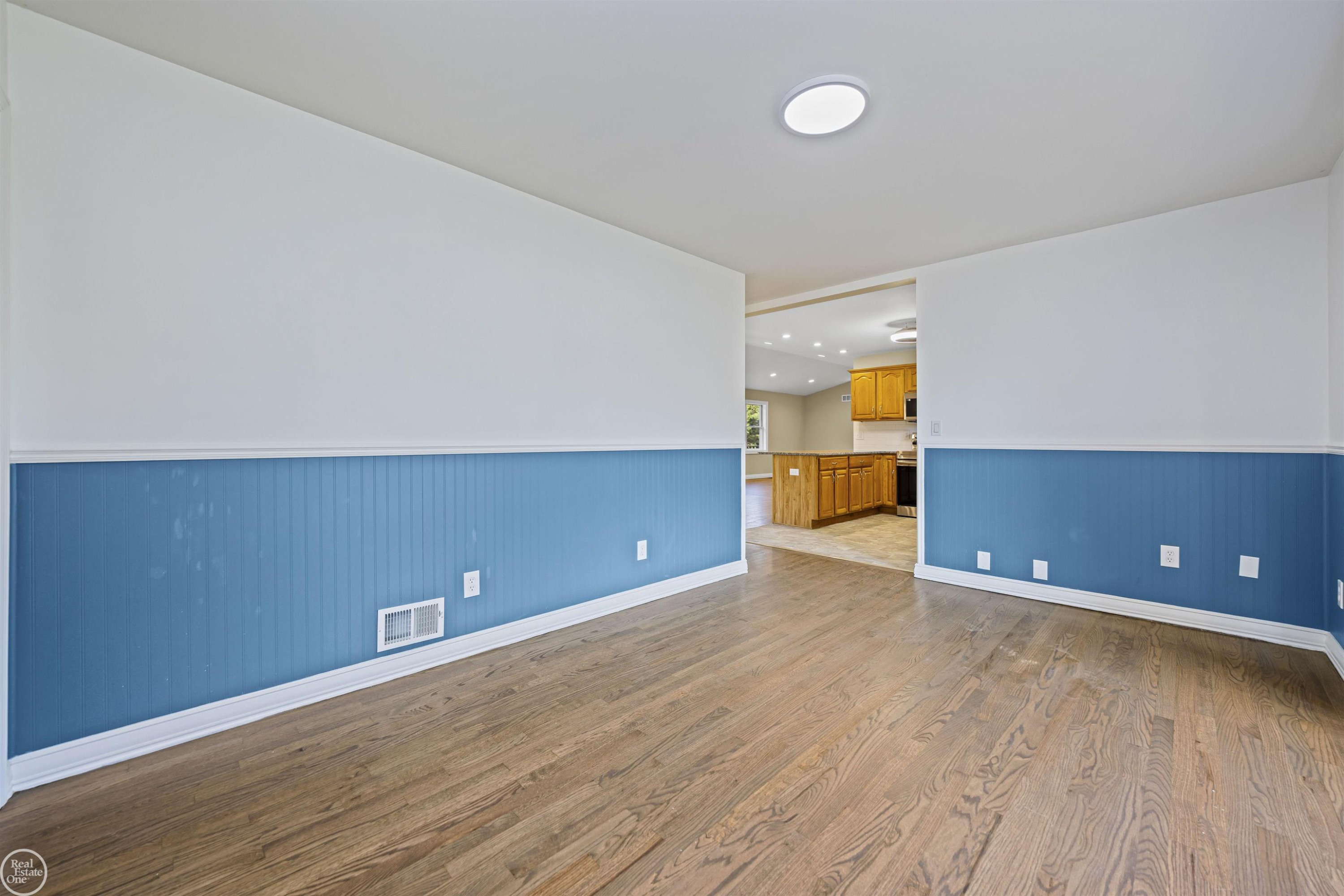 300 Parkwood Drive, Metamora, MI 48455 — Photo 18