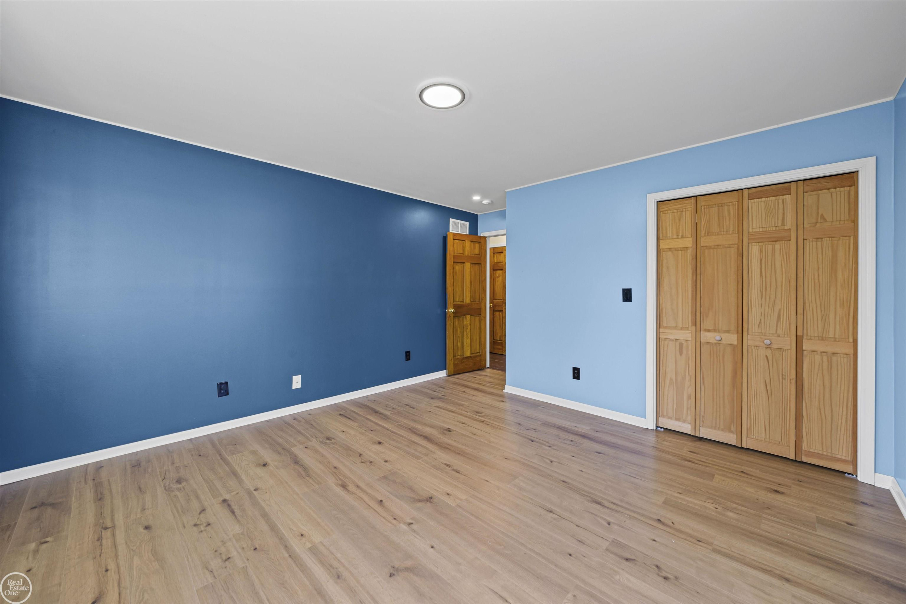 300 Parkwood Drive, Metamora, MI 48455 — Photo 27