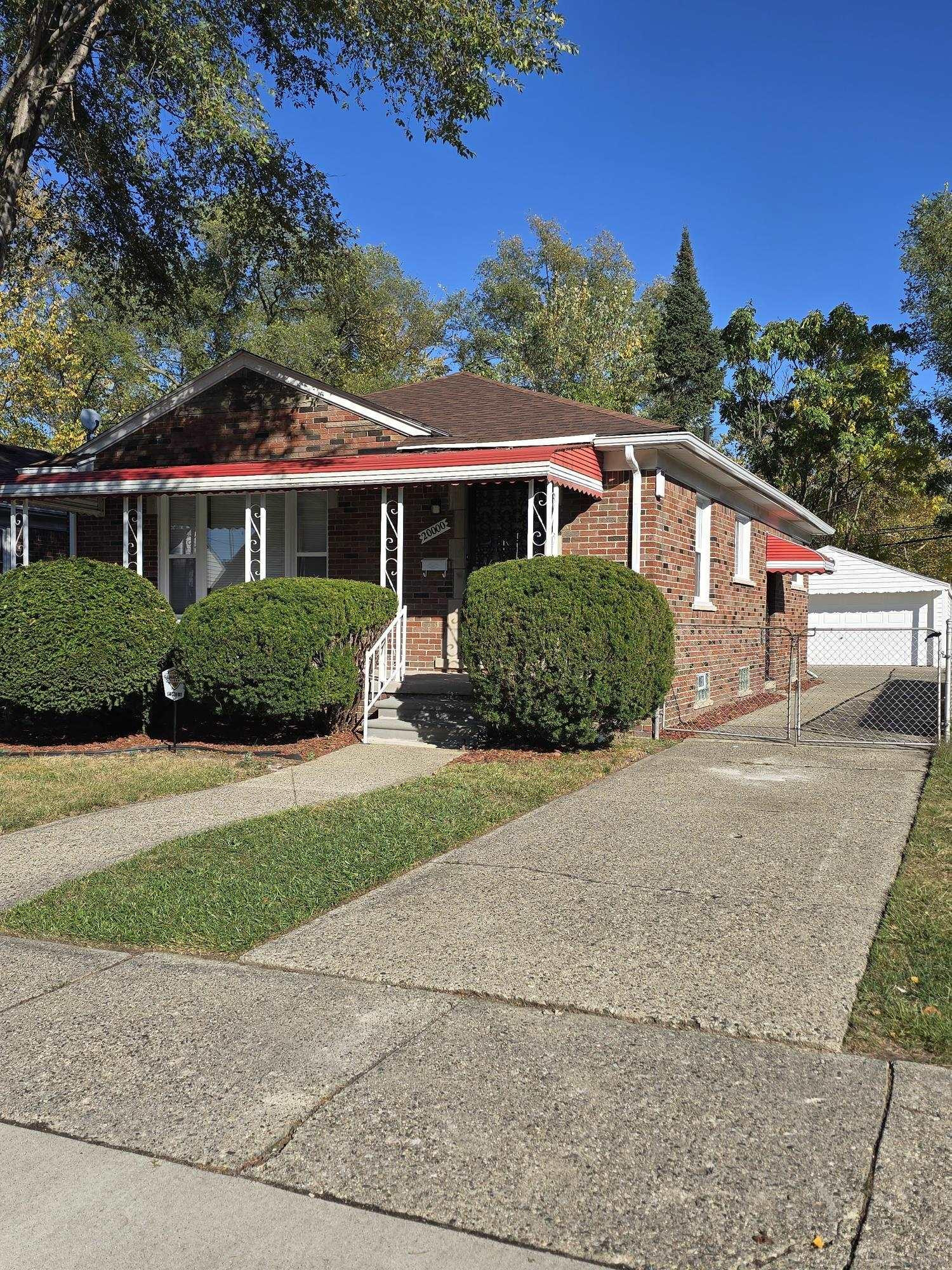 20000 Concord, Detroit, MI 48234 — front exterior