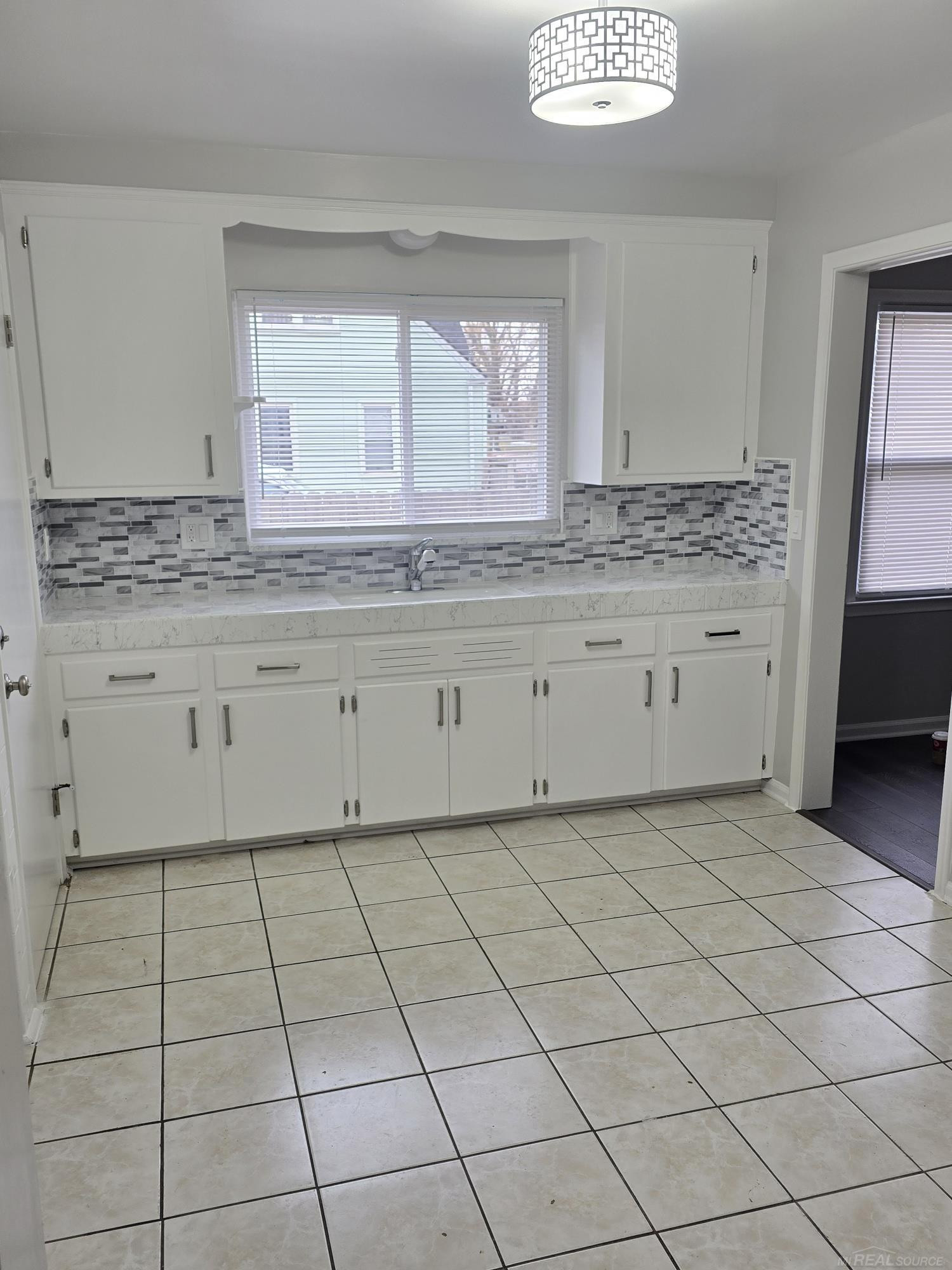 20000 Concord, Detroit, MI 48234 — Photo 7