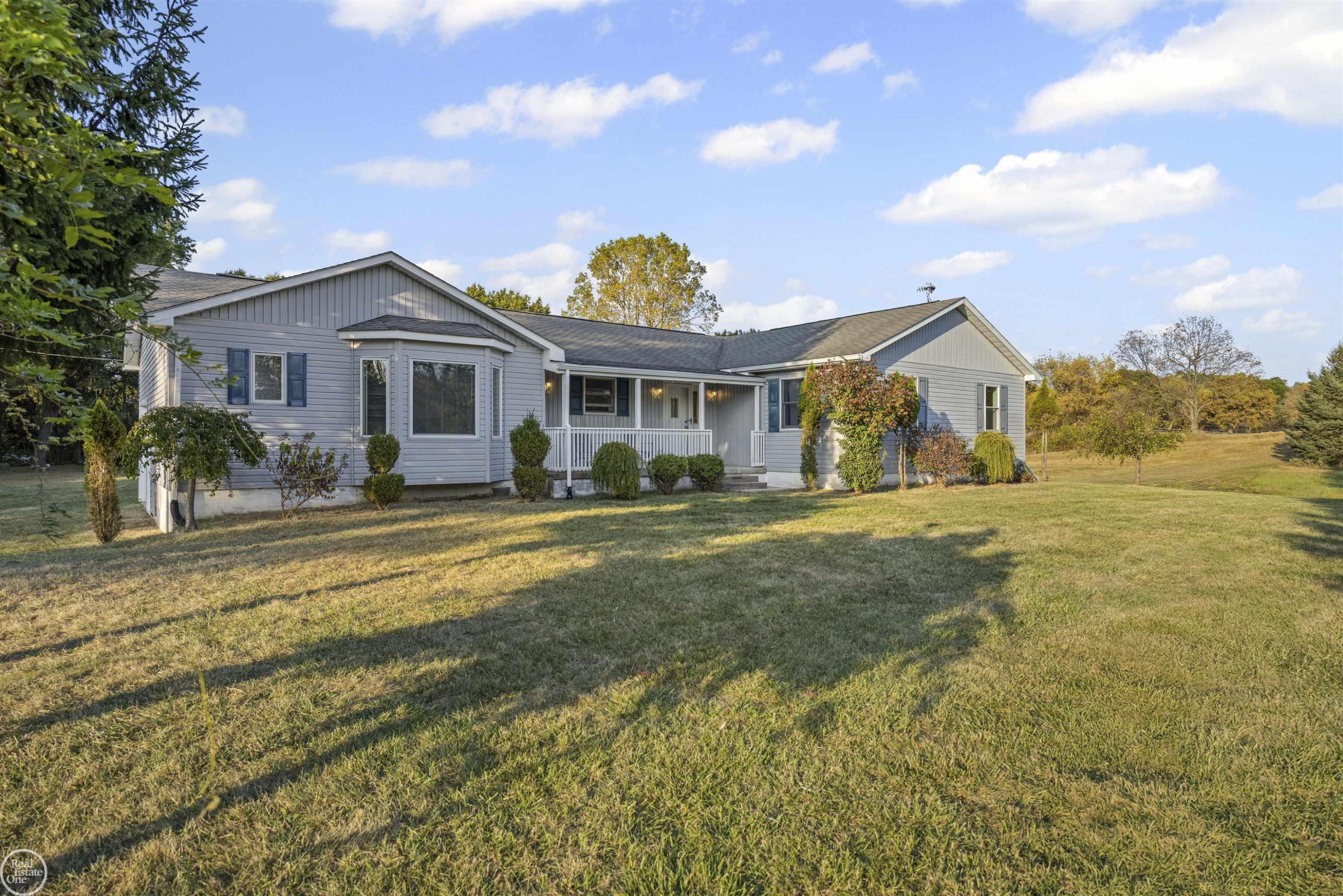 300 Parkwood Drive, Metamora, MI 48455 — Photo 44
