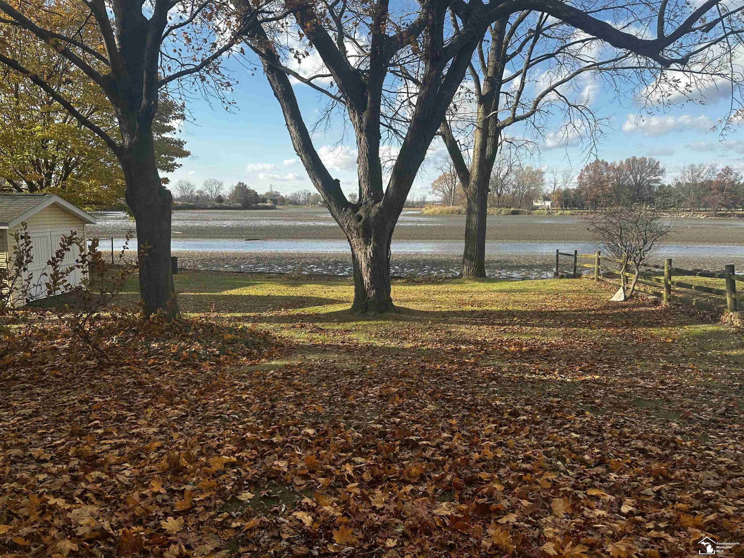 6337 GRANDVIEW Drive, Erie, MI — Photo 18