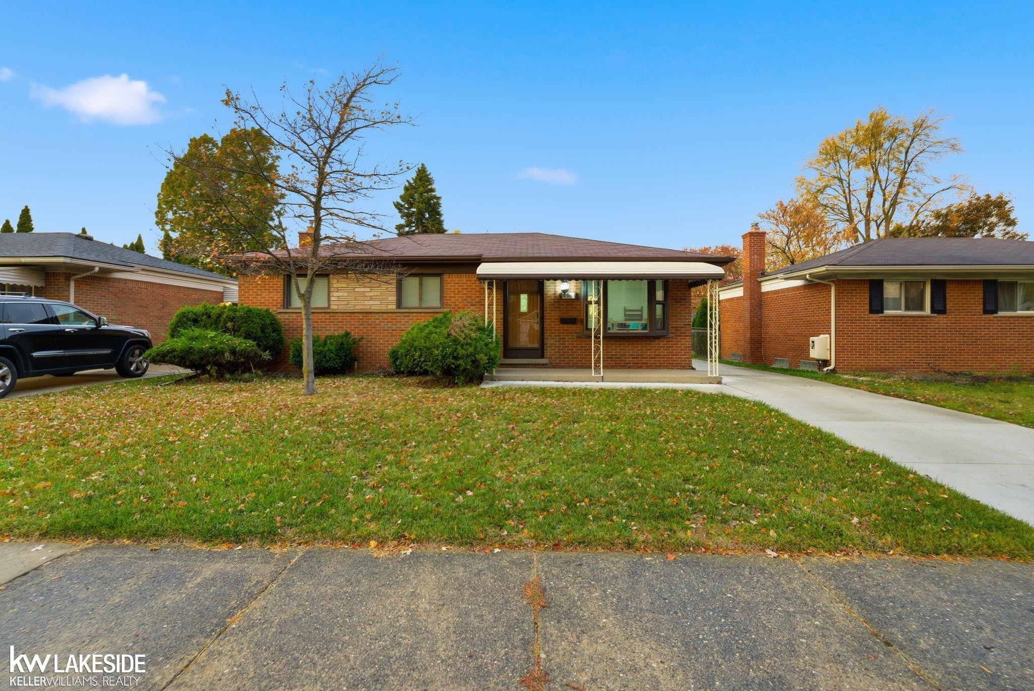 8385 Helen Street, Center Line, MI 48015 — front exterior