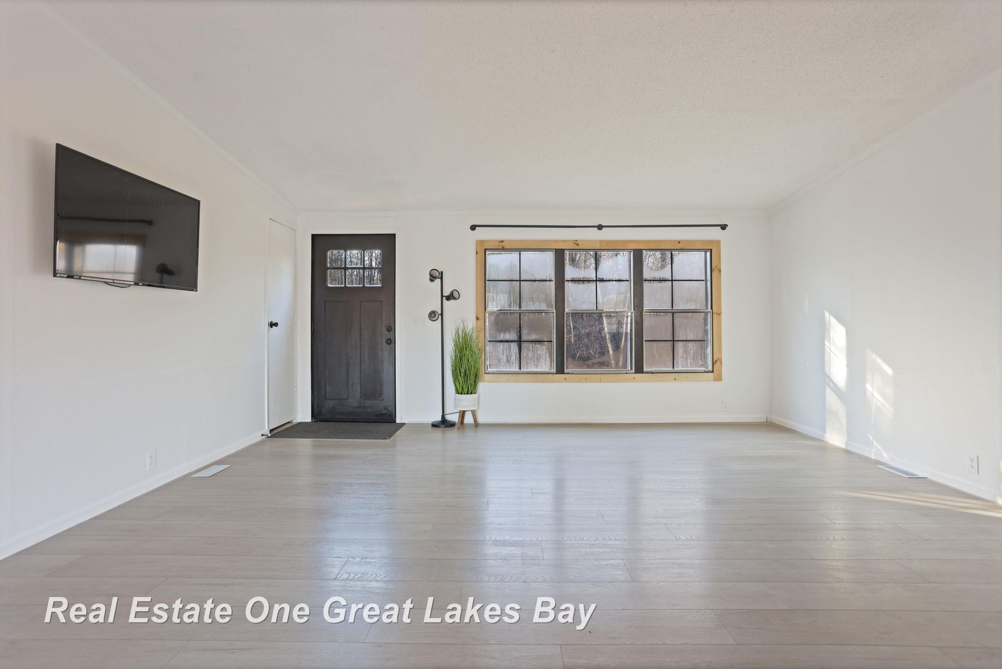 7454 N Jefferson Road, Rhodes, MI 48652 — Photo 16