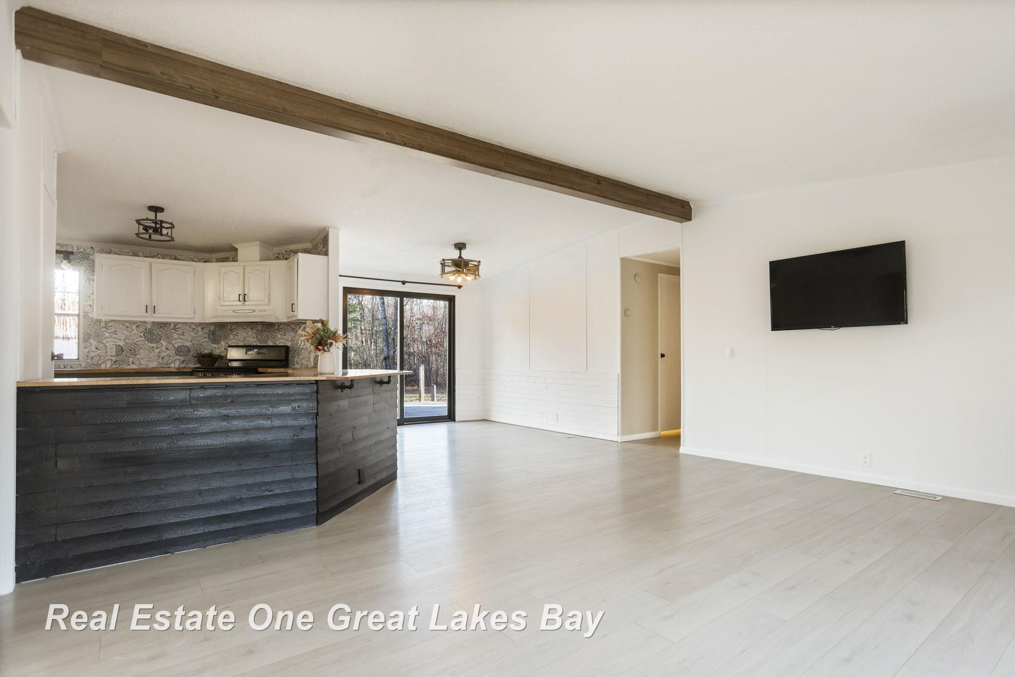 7454 N Jefferson Road, Rhodes, MI 48652 — Photo 17