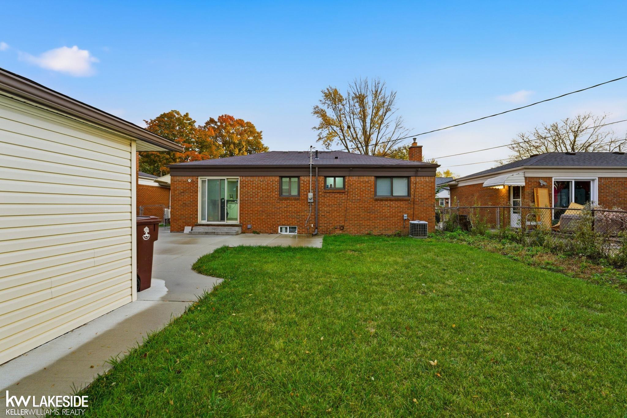8385 Helen Street, Center Line, MI 48015 — Photo 11