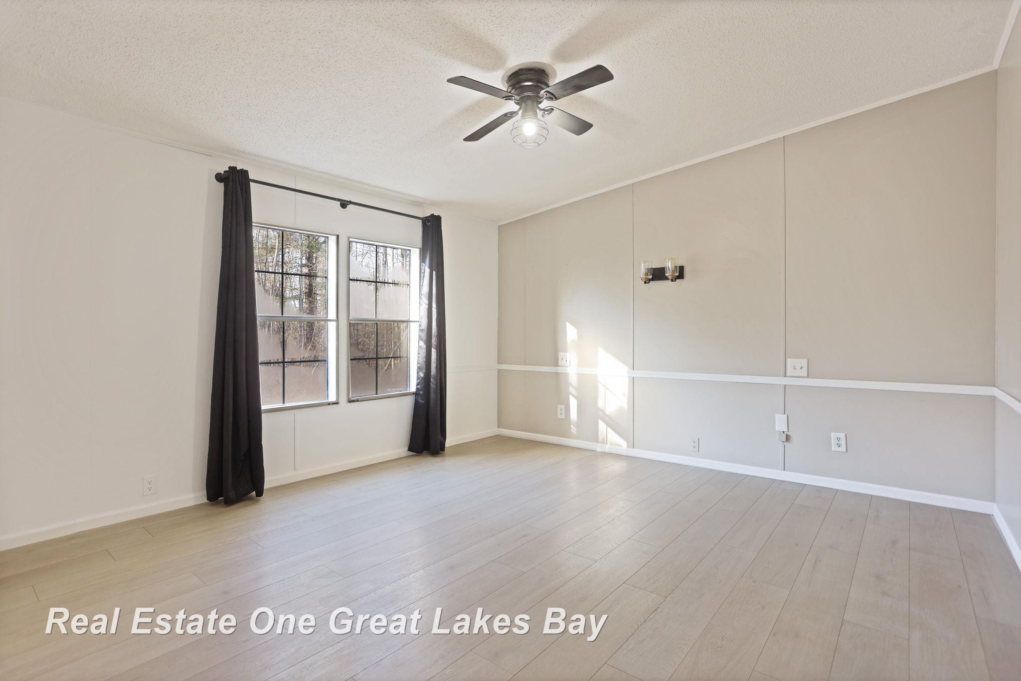 7454 N Jefferson Road, Rhodes, MI 48652 — Photo 21