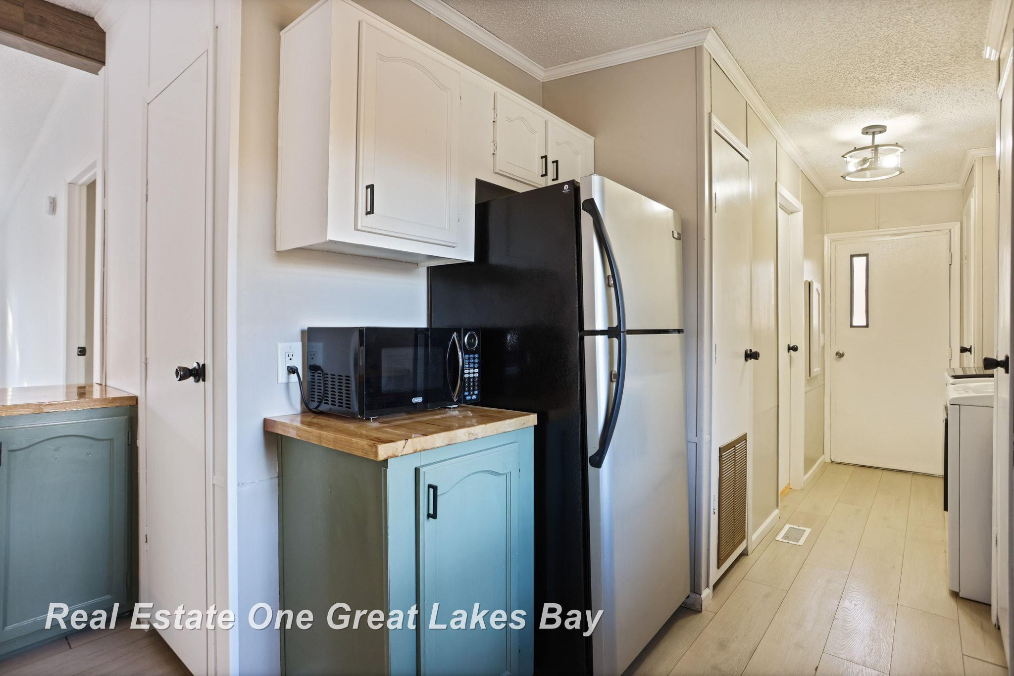 7454 N Jefferson Road, Rhodes, MI 48652 — Photo 32