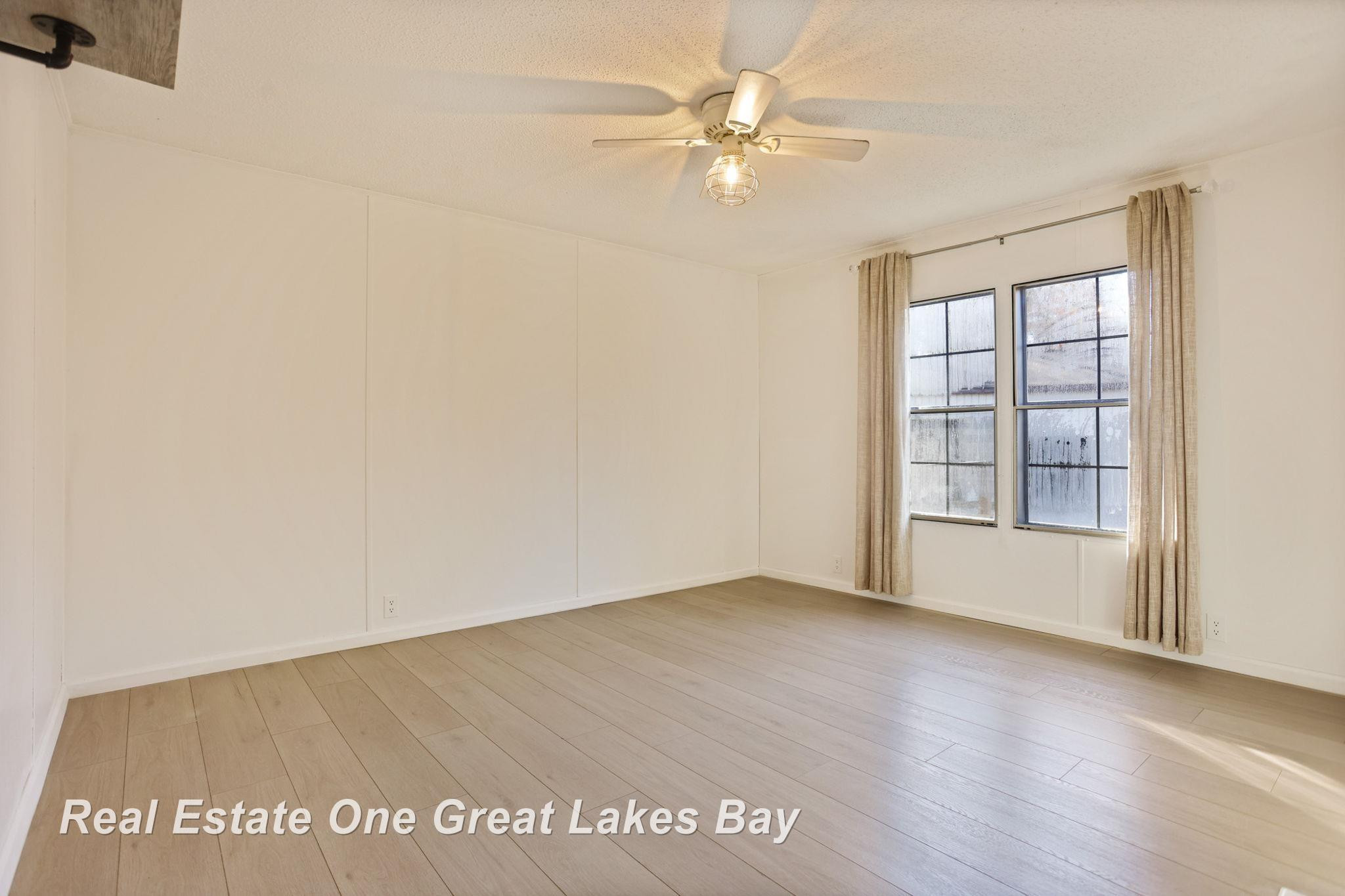 7454 N Jefferson Road, Rhodes, MI 48652 — Photo 34