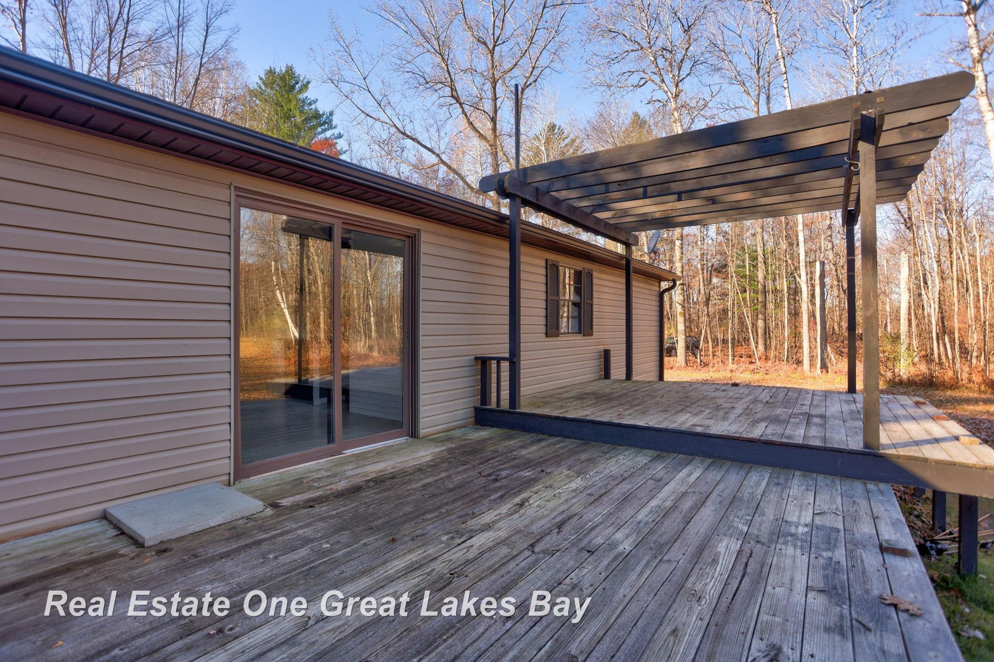 7454 N Jefferson Road, Rhodes, MI 48652 — Photo 41