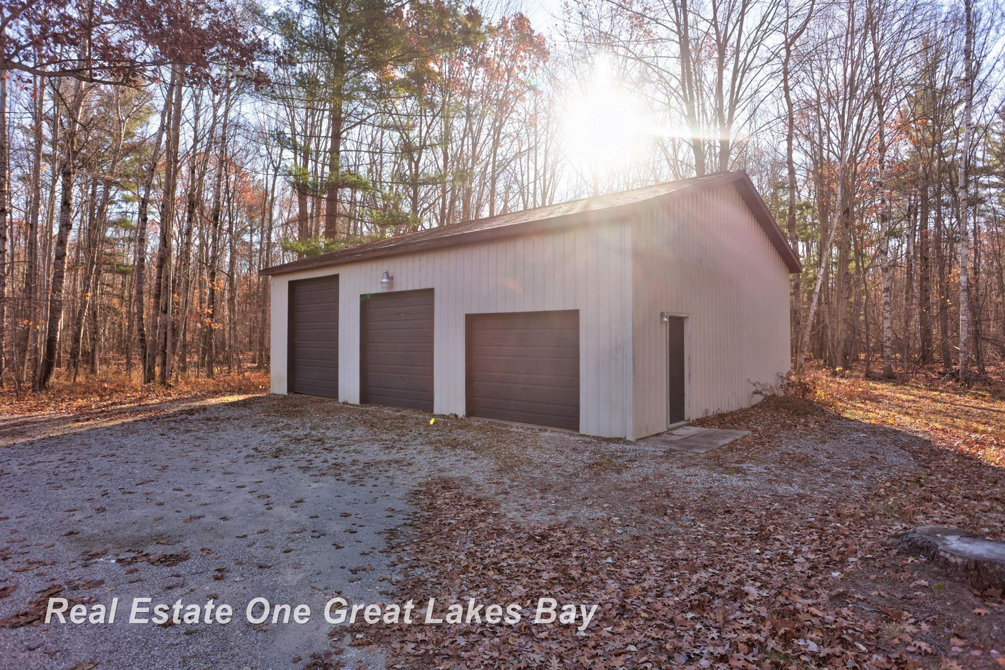 7454 N Jefferson Road, Rhodes, MI 48652 — Photo 44