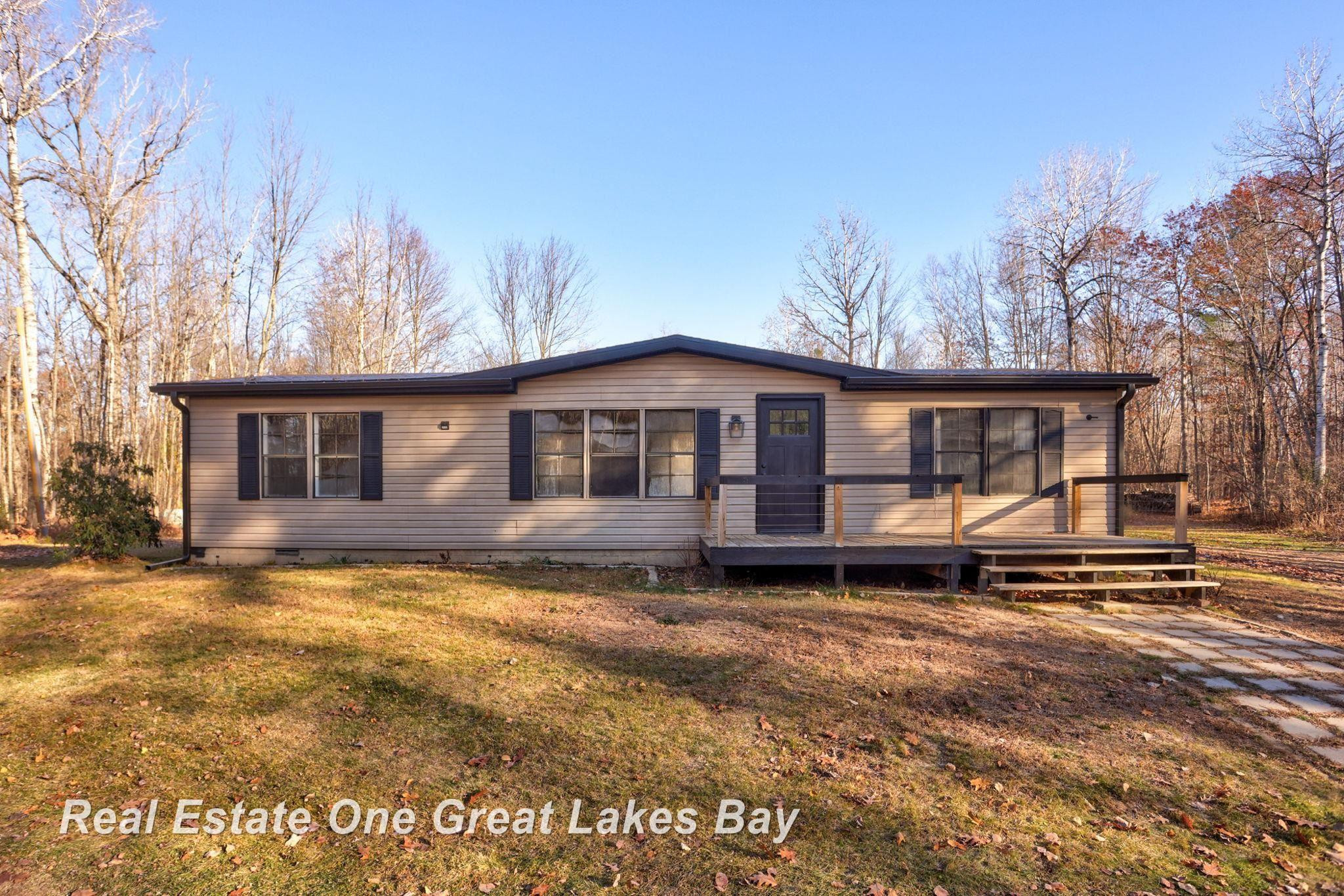 7454 N Jefferson Road, Rhodes, MI 48652 — Photo 48