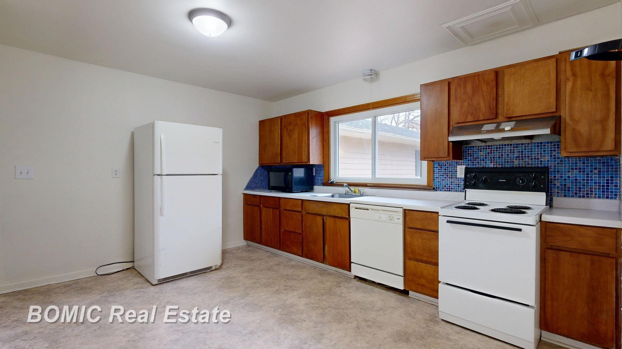3700 N Saginaw Road, Midland, MI 48640 — Photo 18