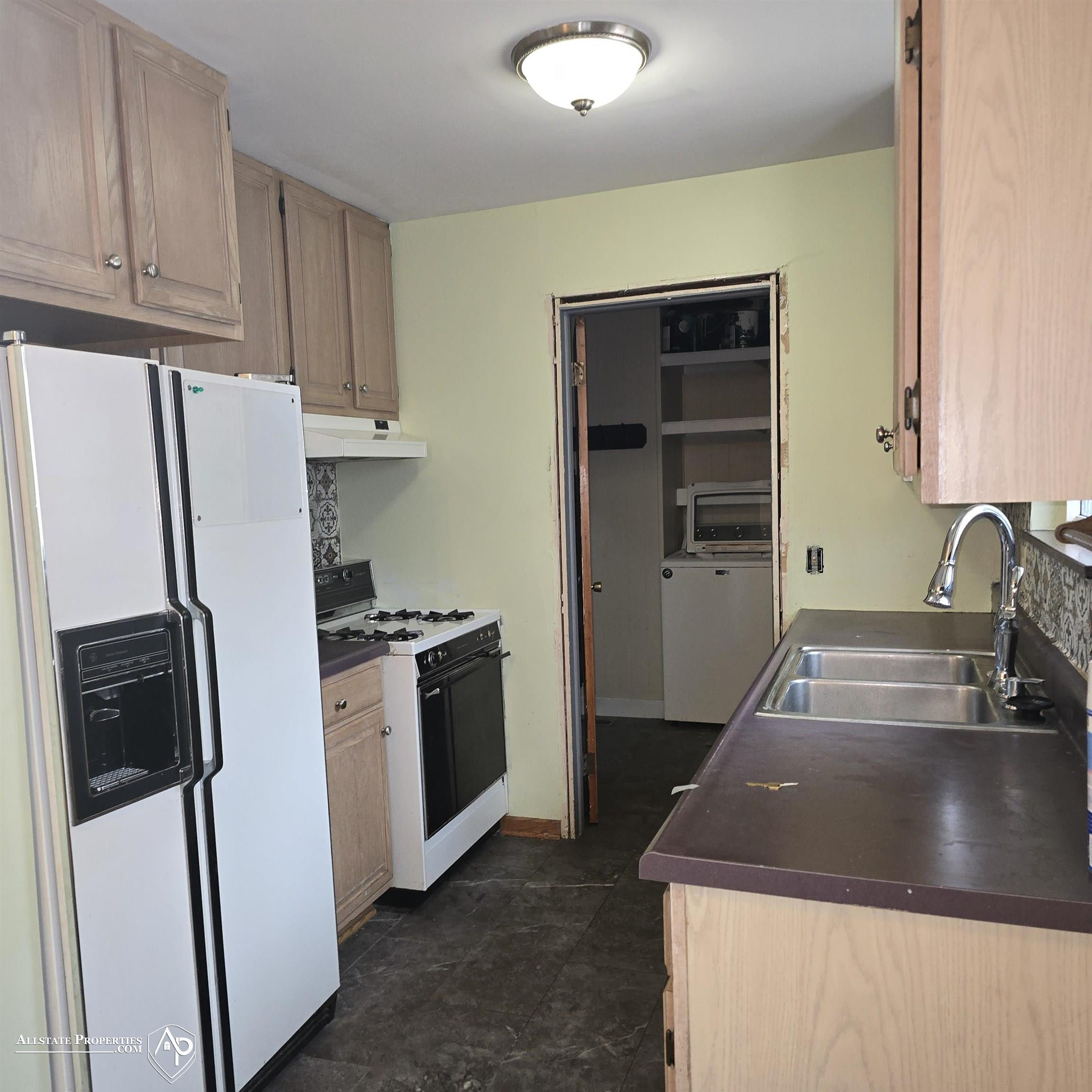 4075 Williamson Road, Bridgeport, MI 48601 — Photo 4