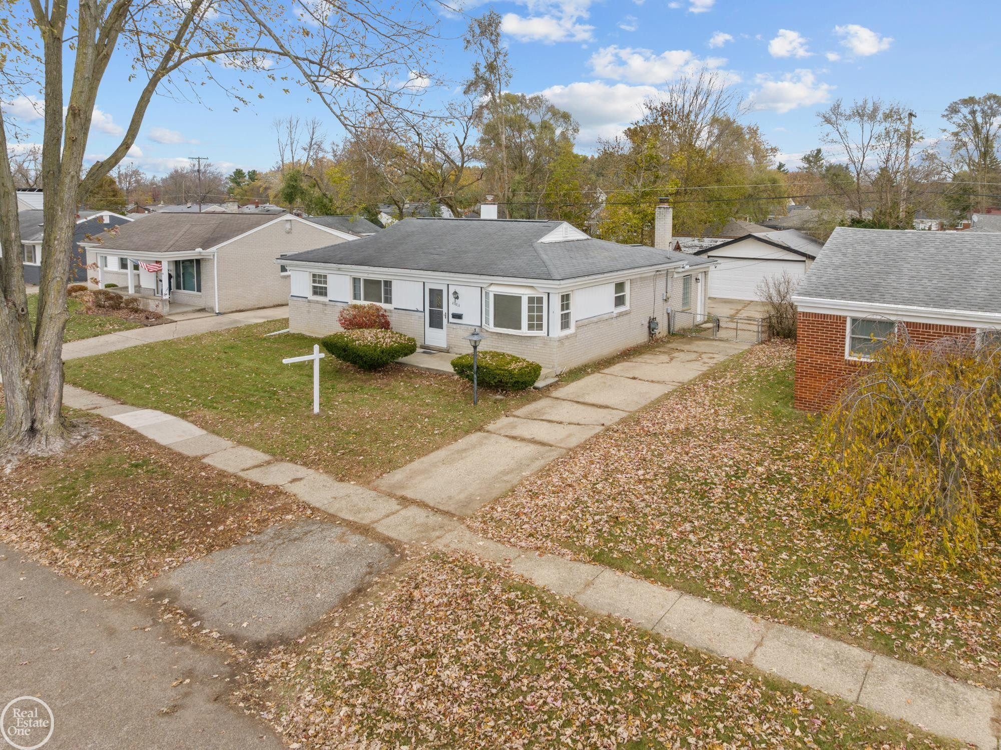 47414 Winthrop Street, Shelby Twp, MI 48317 — Photo 2