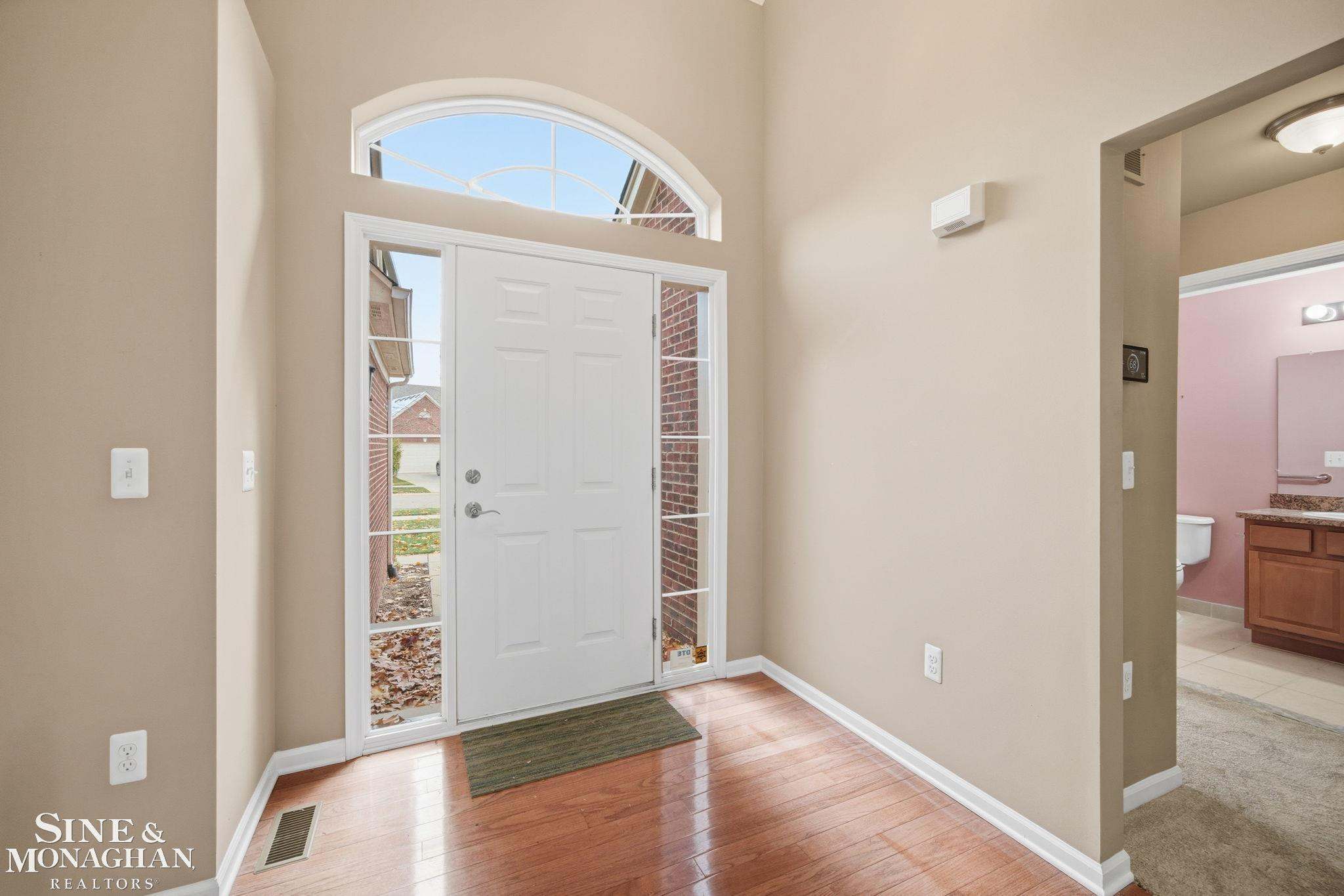 40618 Lenox Park Drive, Novi, MI 48377 — Photo 5