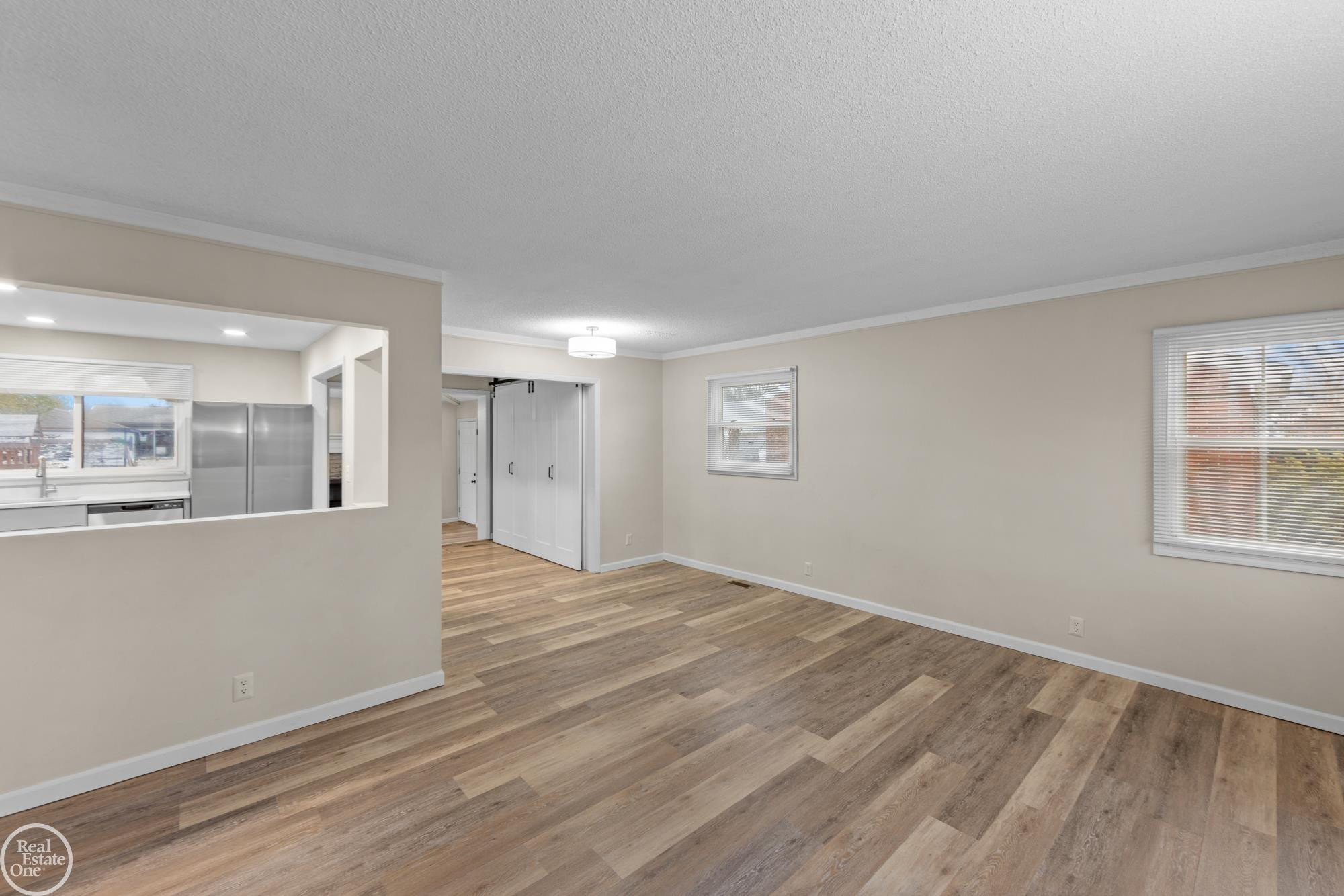 47414 Winthrop Street, Shelby Twp, MI 48317 — Photo 7