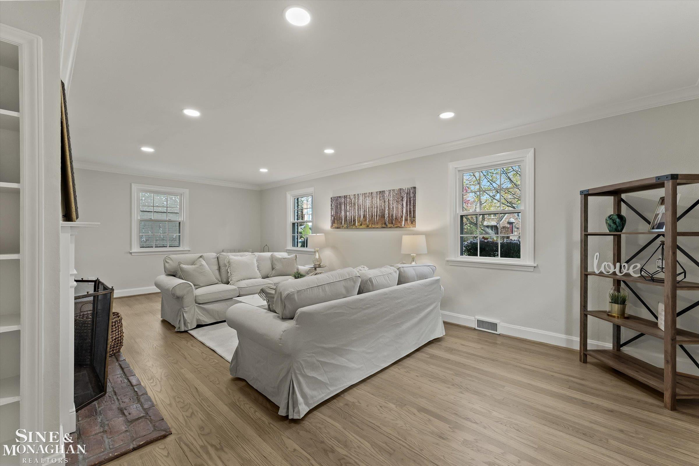 233 Mcmillan Road, Grosse Pointe Park, MI 48236 — Photo 3