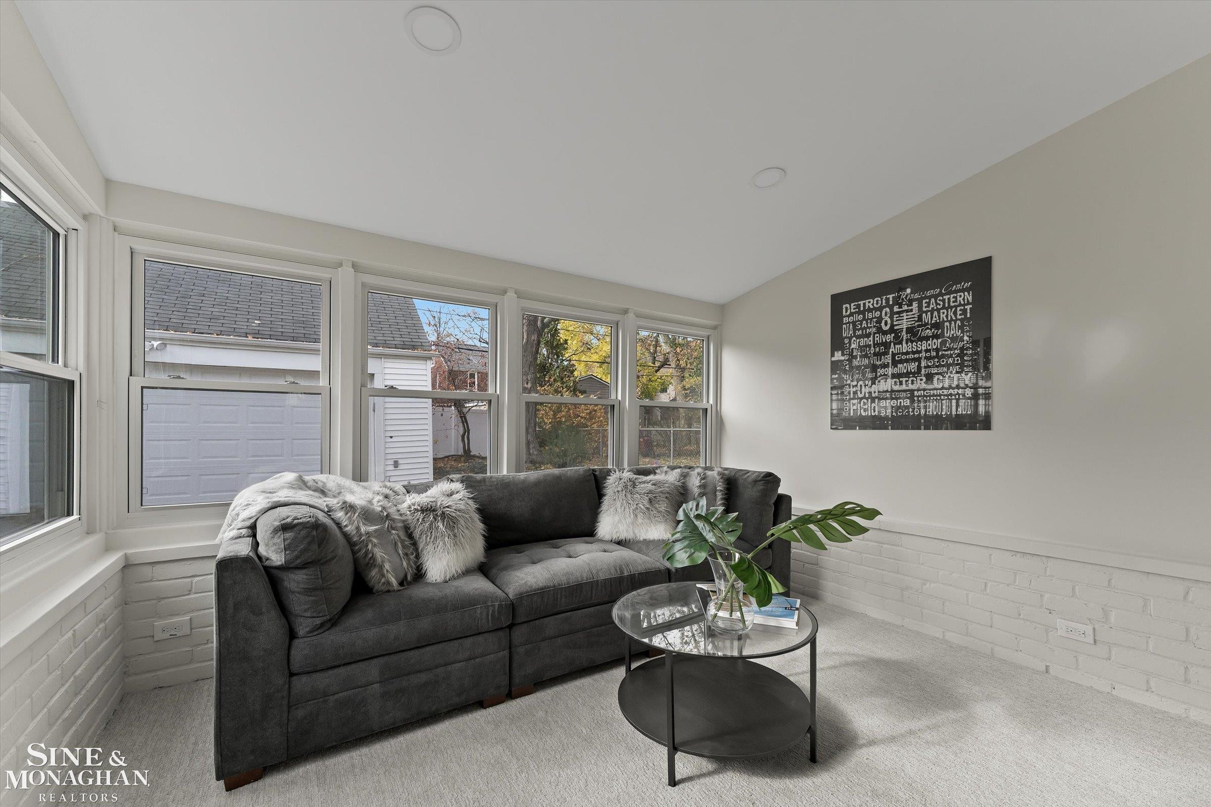 233 Mcmillan Road, Grosse Pointe Park, MI 48236 — Photo 11