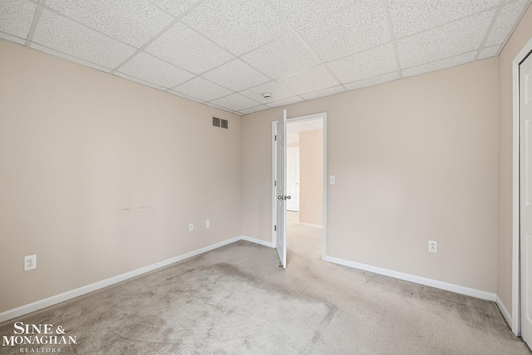 40618 Lenox Park Drive, Novi, MI 48377 — Photo 27
