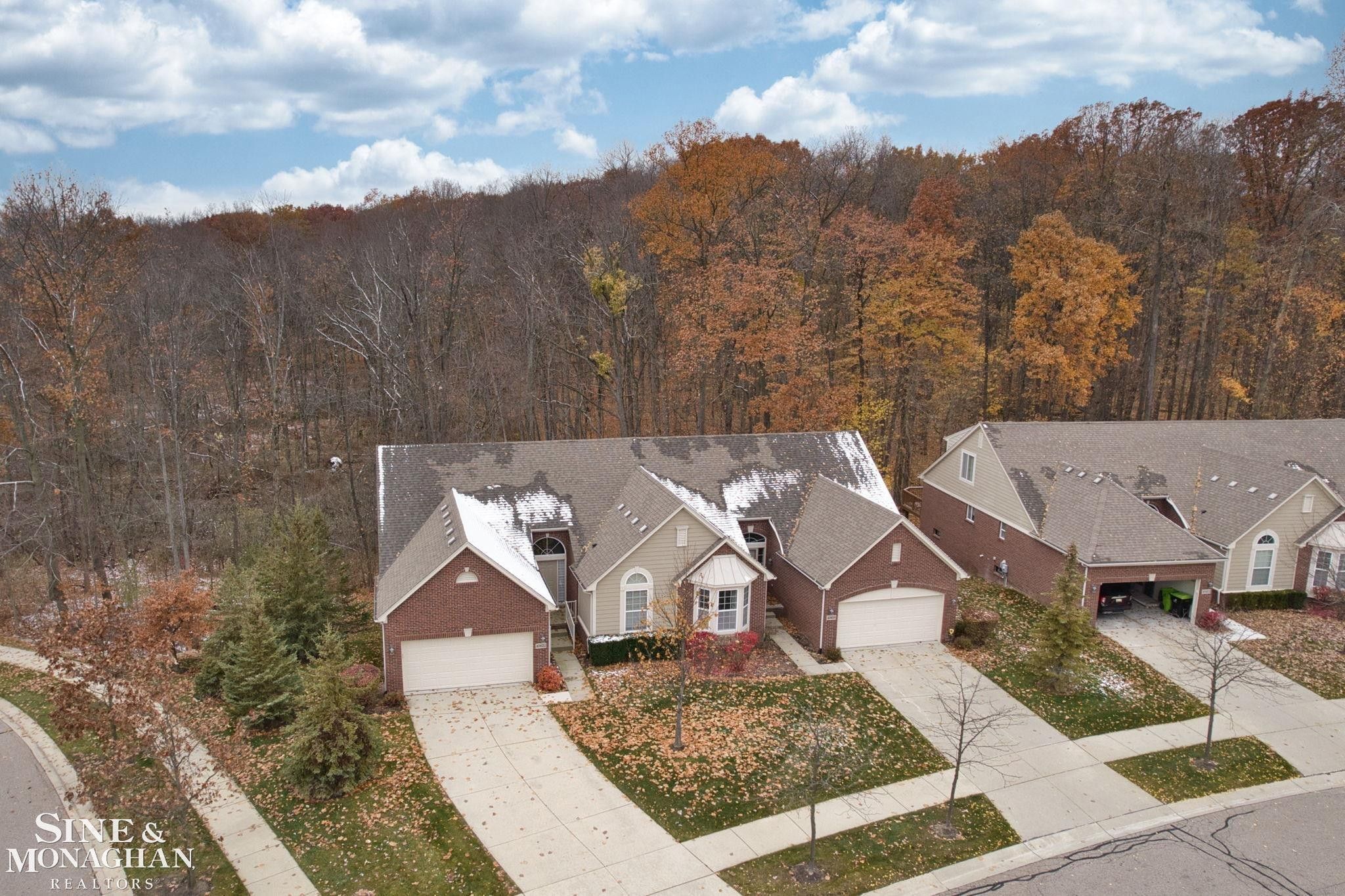 40618 Lenox Park Drive, Novi, MI 48377 — Photo 32