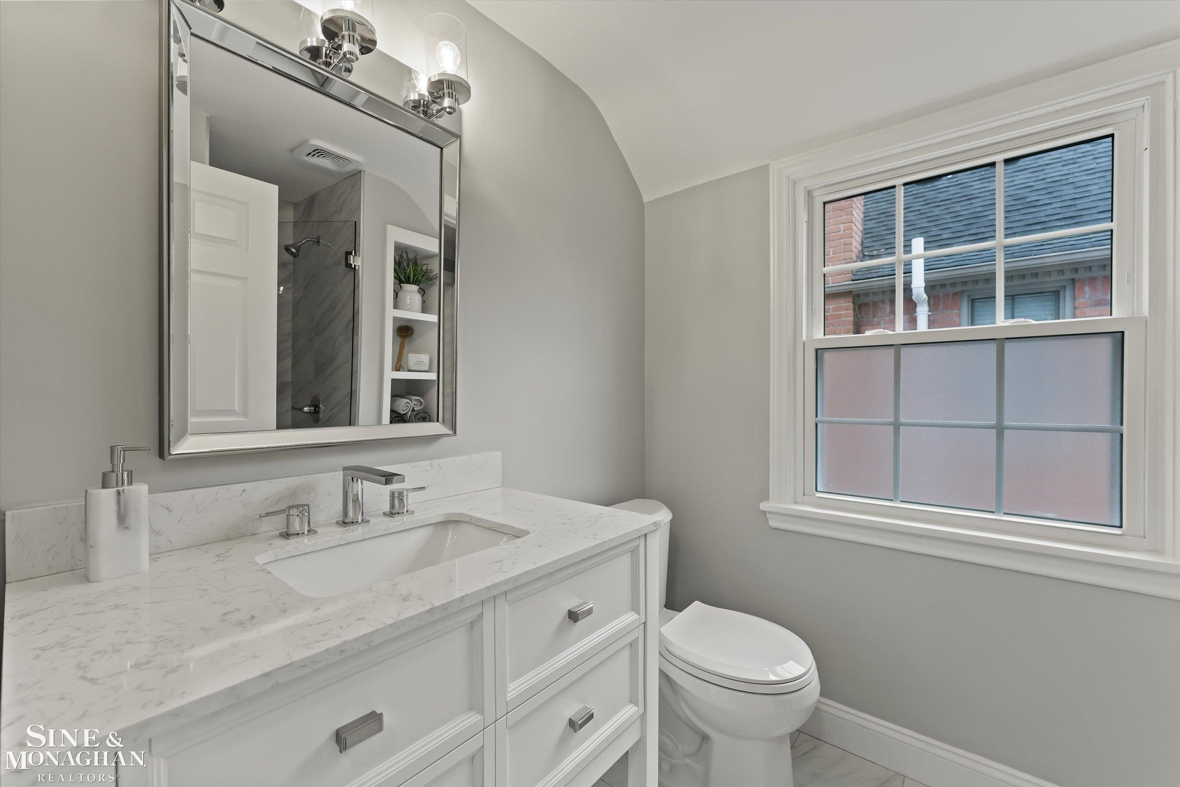 233 Mcmillan Road, Grosse Pointe Park, MI 48236 — Photo 20