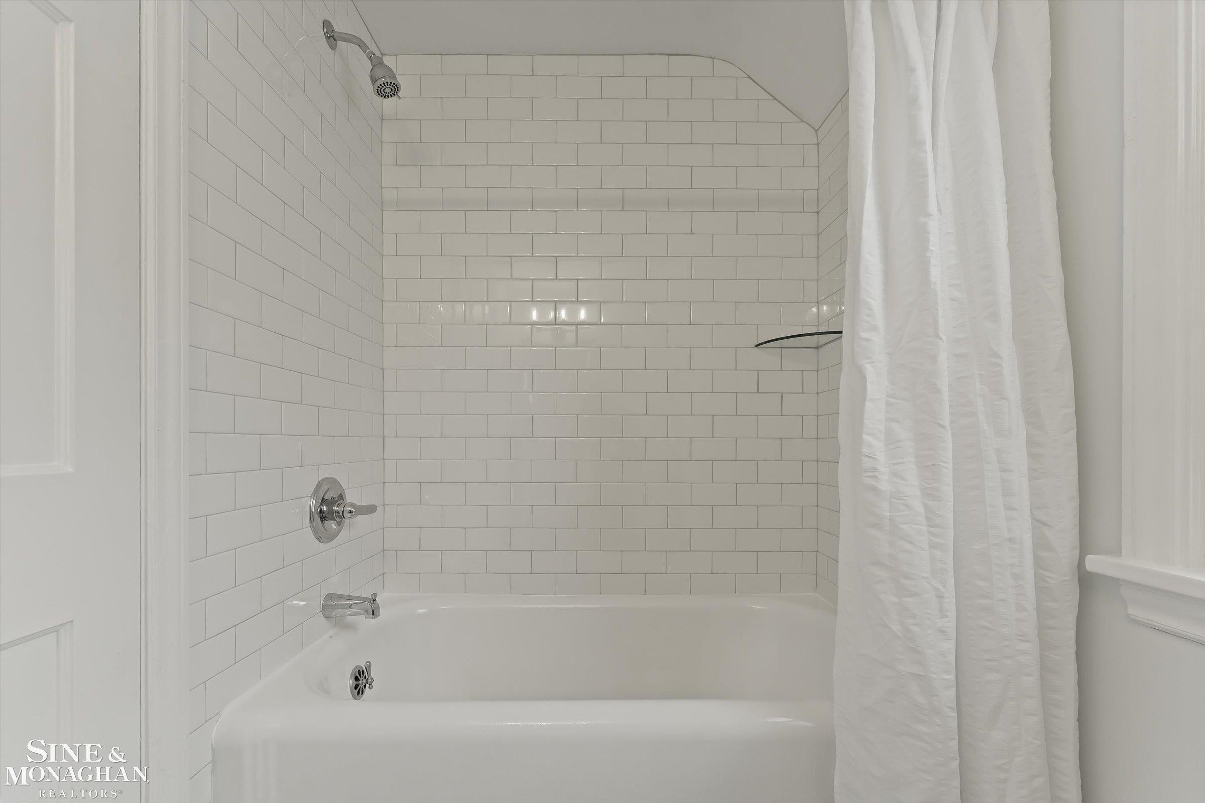 233 Mcmillan Road, Grosse Pointe Park, MI 48236 — Photo 25