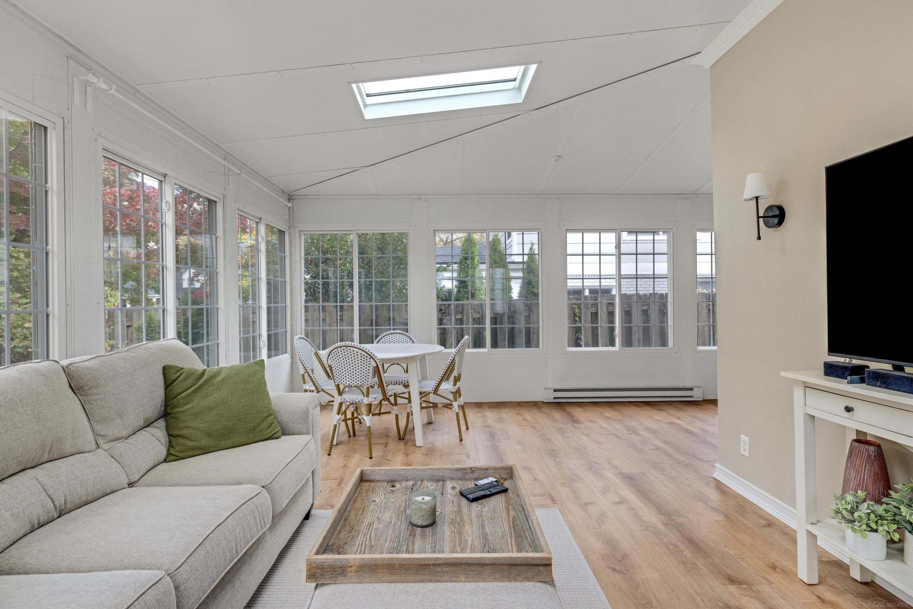 265 Williams Avenue, Grosse Pointe Farms, MI 48236 — Photo 15