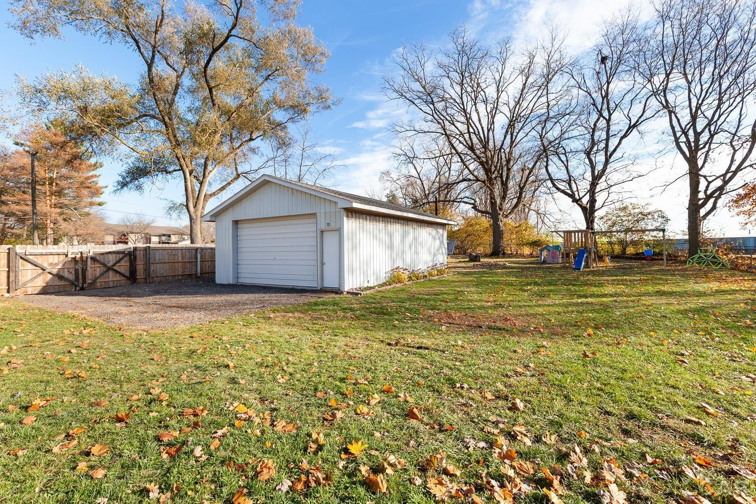 201 Bartlett Street, Clinton, MI 49236 — Photo 33