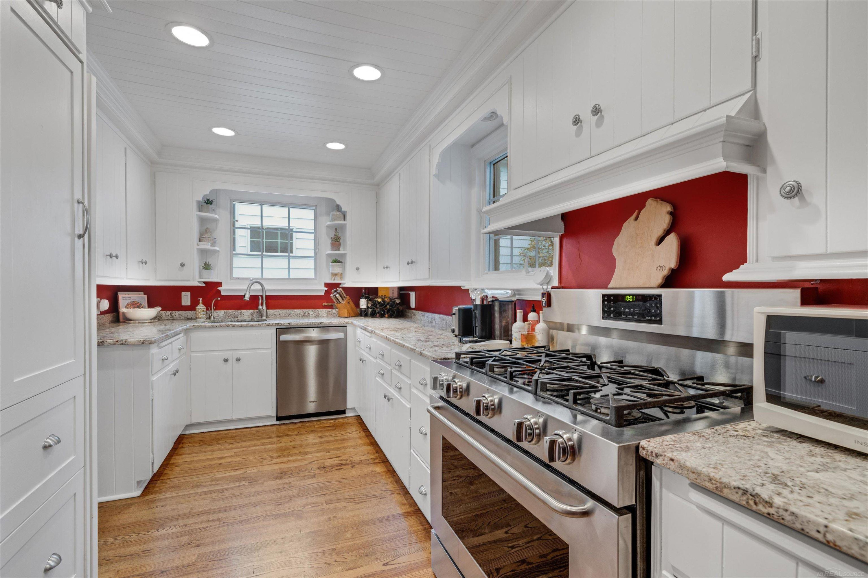 265 Williams Avenue, Grosse Pointe Farms, MI 48236 — Photo 23