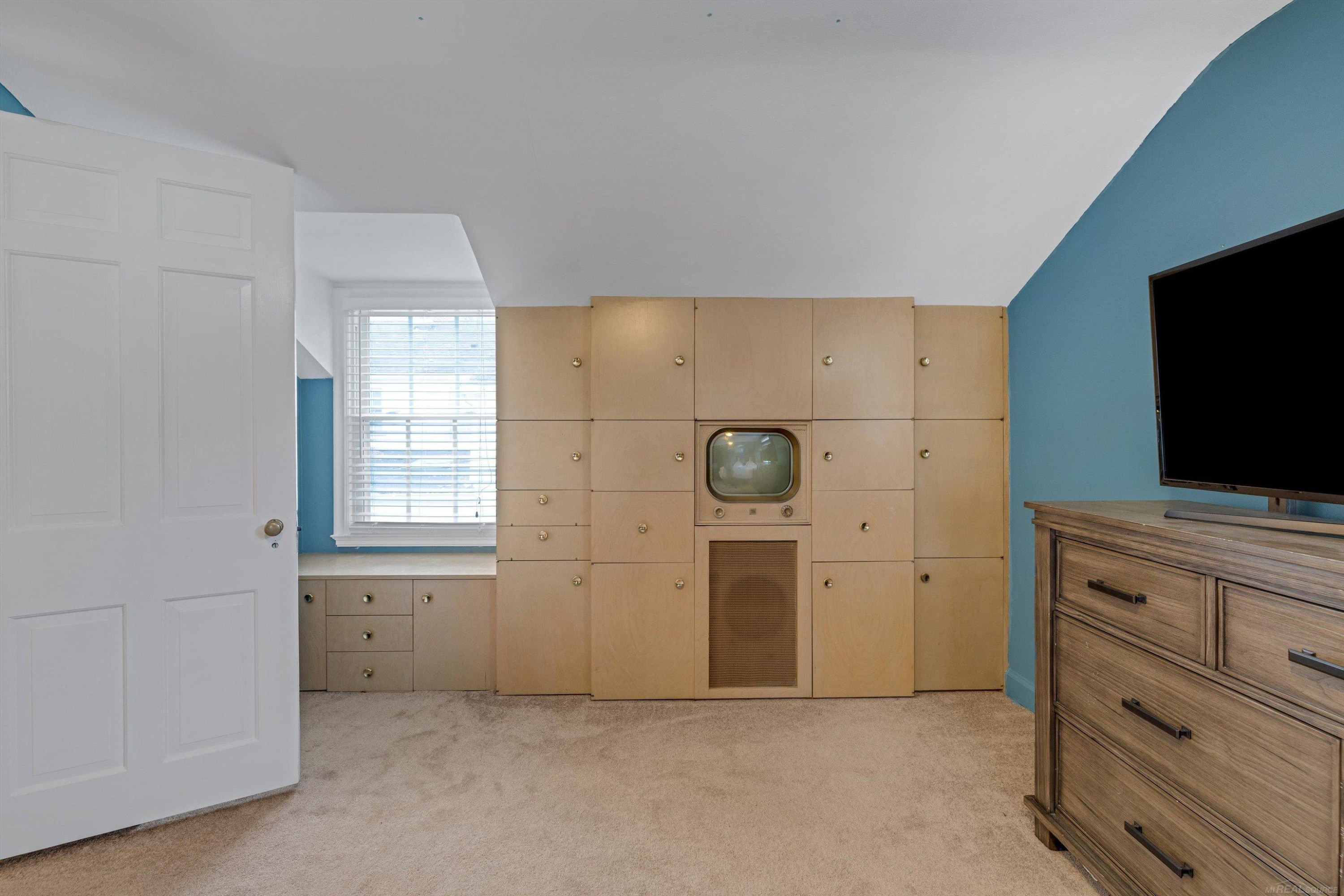 265 Williams Avenue, Grosse Pointe Farms, MI 48236 — Photo 45