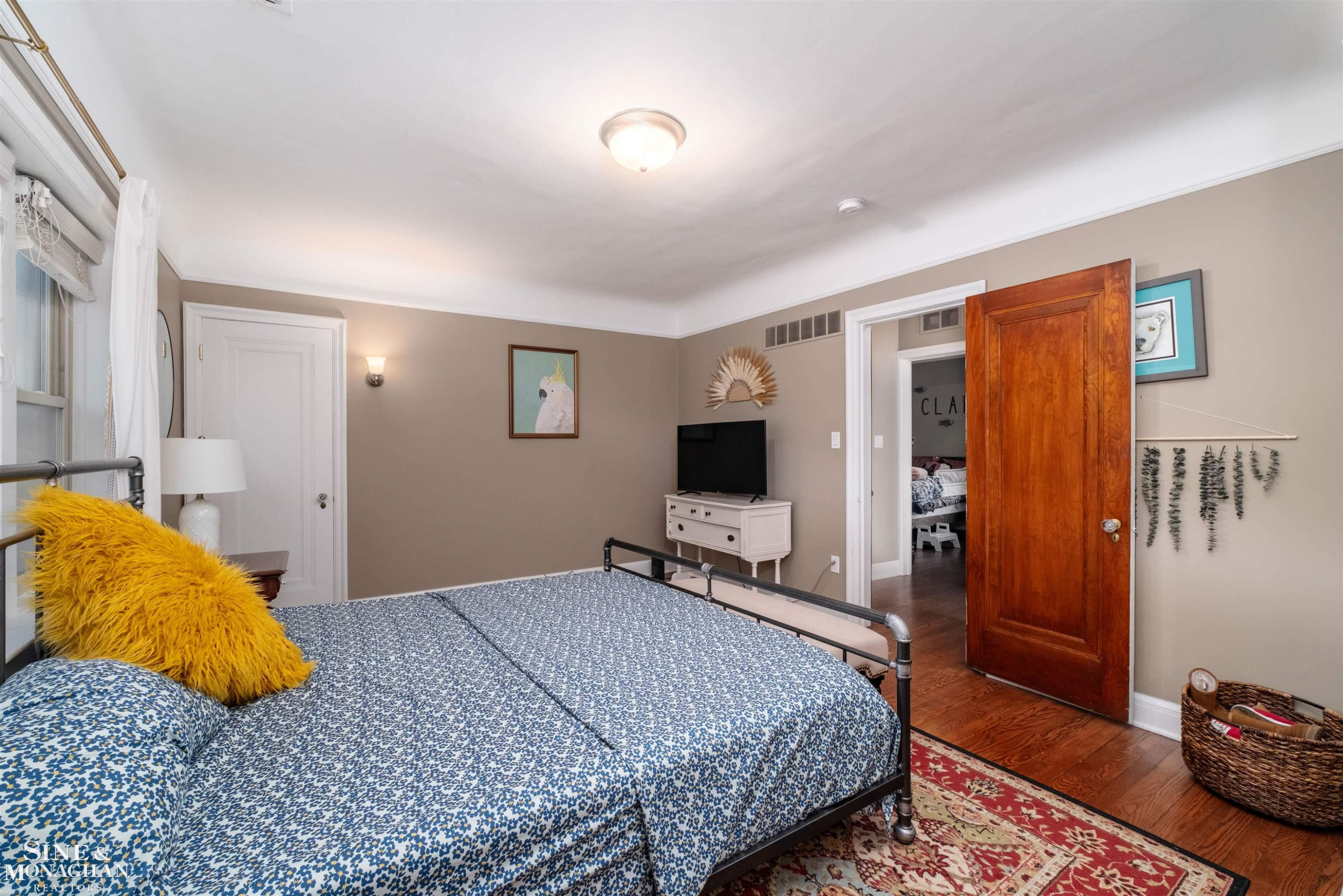 976 Lakepointe Street, Grosse Pointe Park, MI 48230 — Photo 17