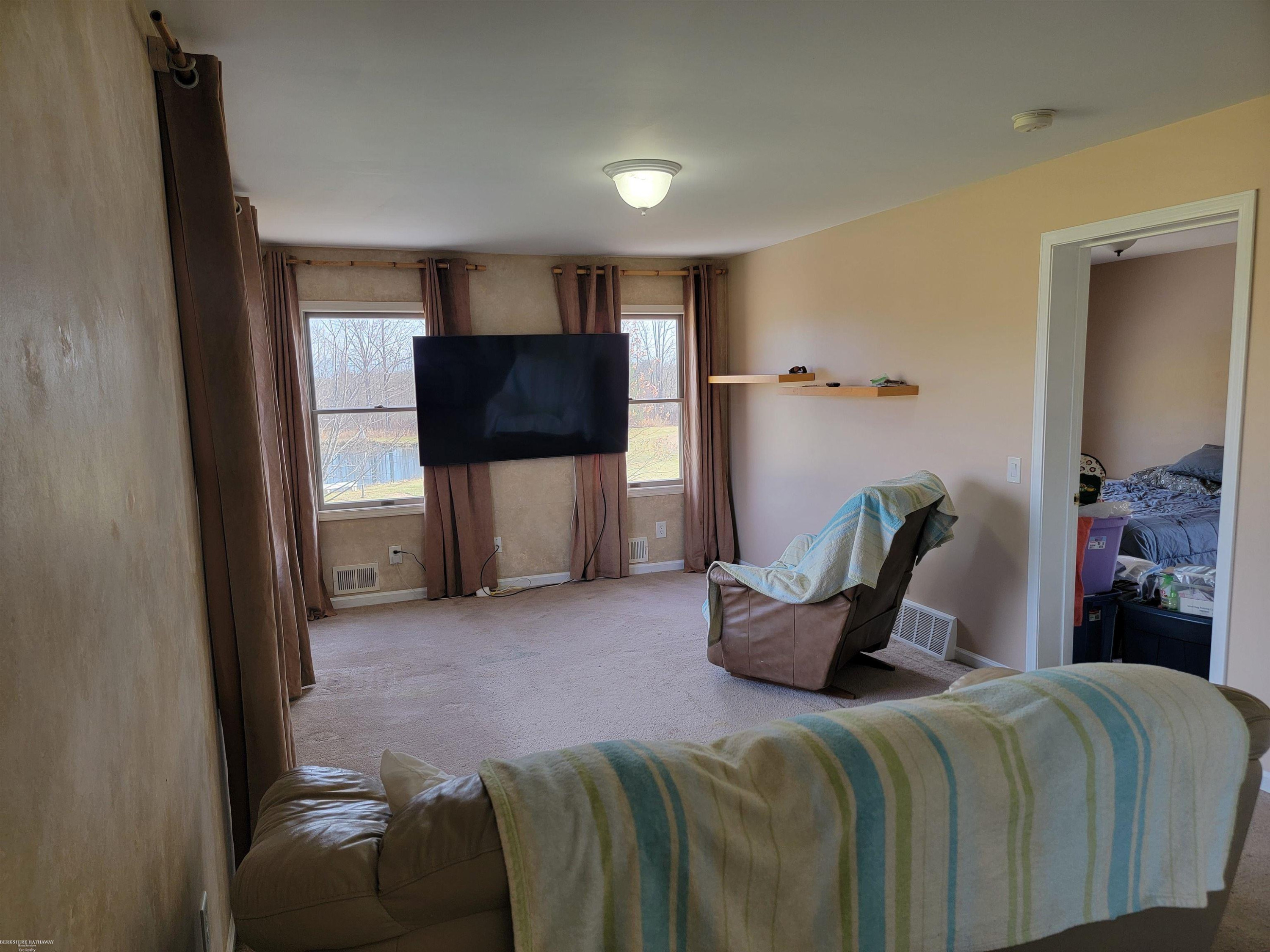 5223 Frontier Road, Avoca, MI 48006 — Photo 3