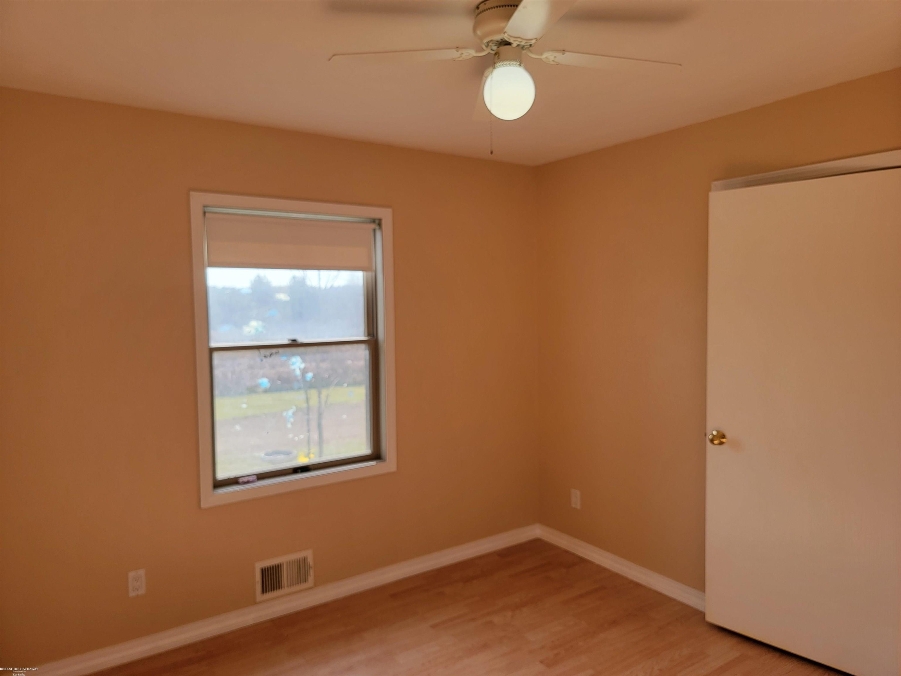 5223 Frontier Road, Avoca, MI 48006 — Photo 6
