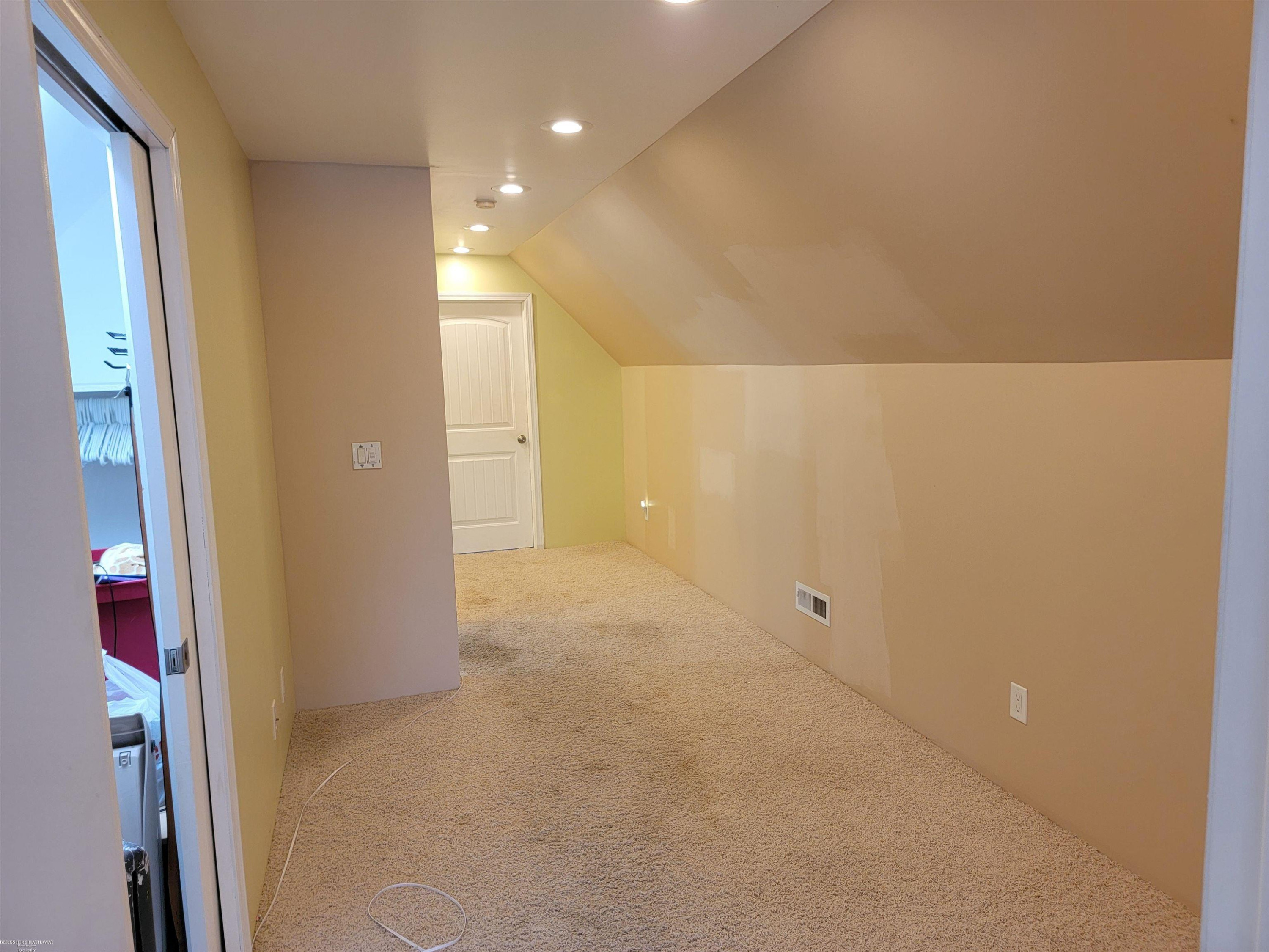 5223 Frontier Road, Avoca, MI 48006 — Photo 15