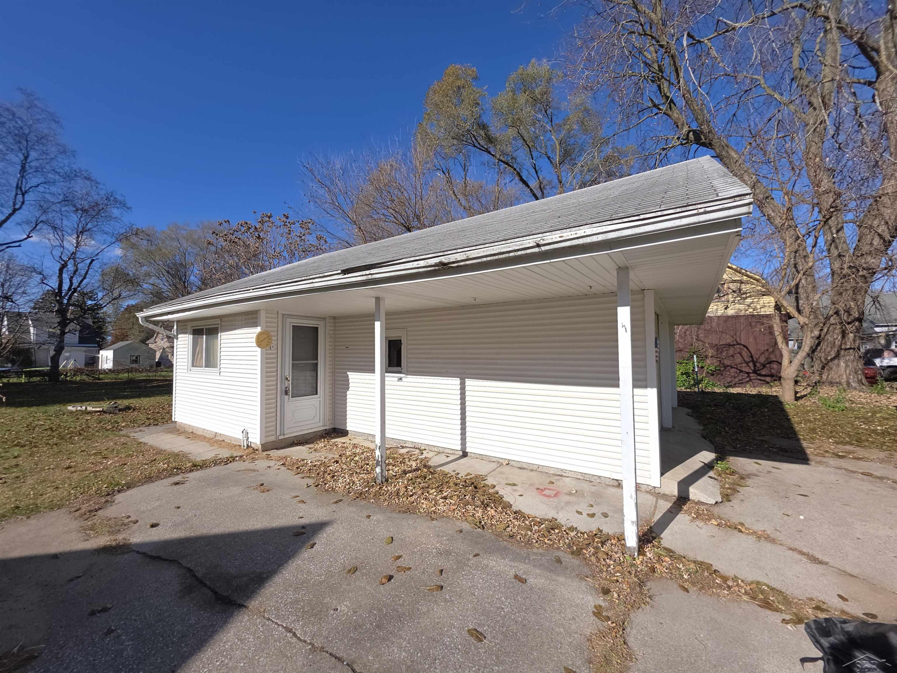 3047 Jackson Street, Saginaw, MI 48604 — Photo 7