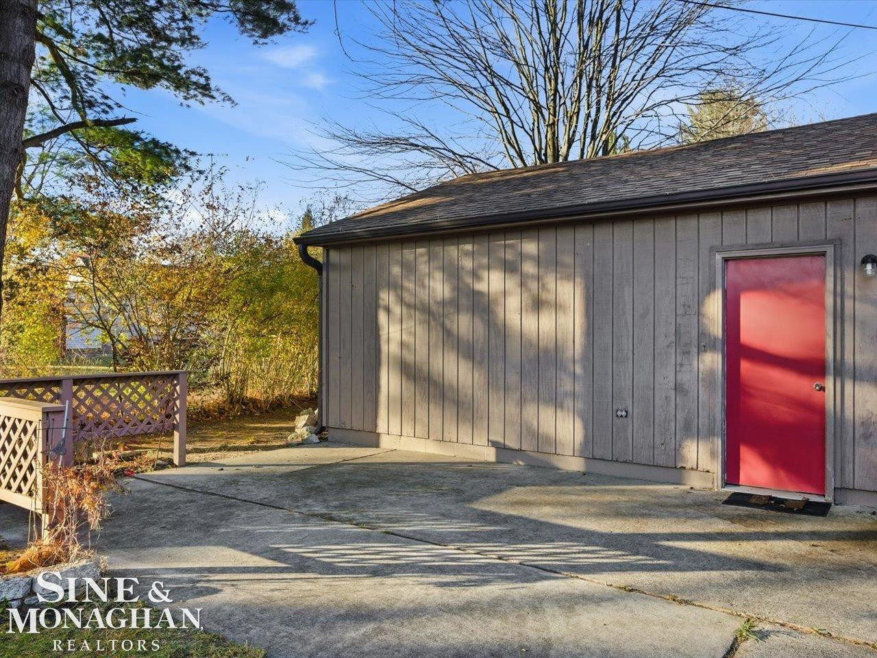 4361 Peck Road, Port Huron, MI 48060 — Photo 32