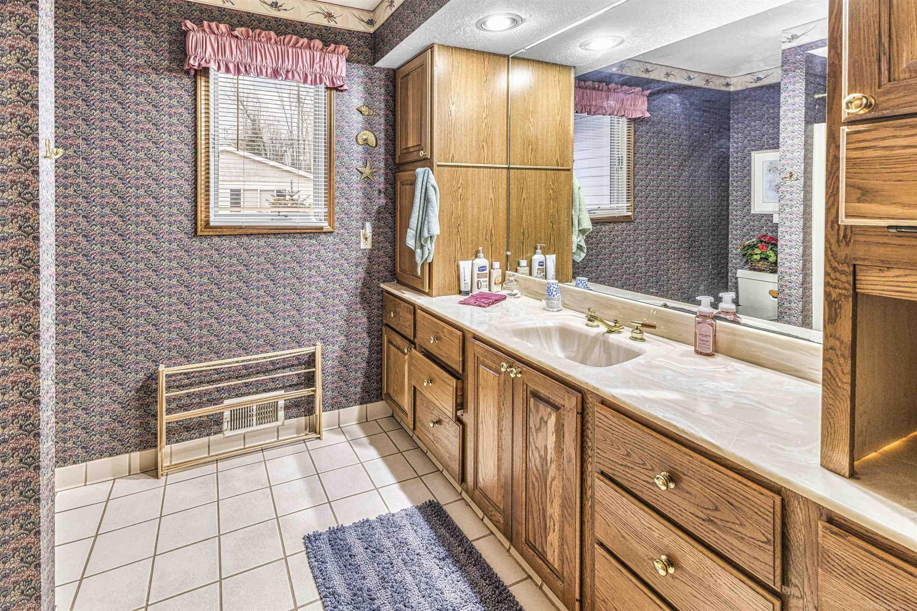 12315 E Houghton Lake Drive, Houghton Lake, MI 48629 — Photo 17