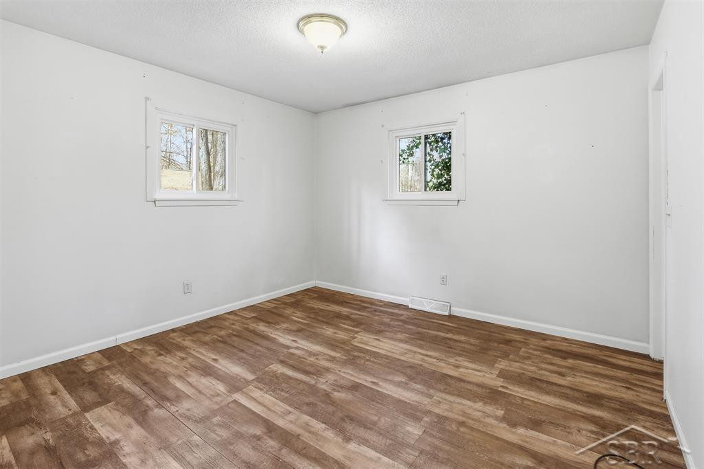 930 W Walter Road, Sanford, MI 48657 — Photo 15