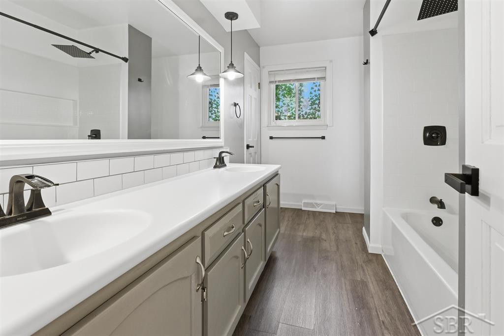 930 W Walter Road, Sanford, MI 48657 — Photo 16