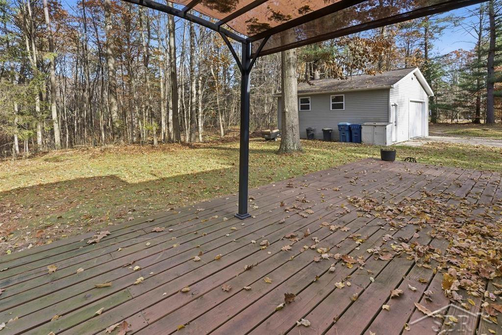 930 W Walter Road, Sanford, MI 48657 — Photo 29