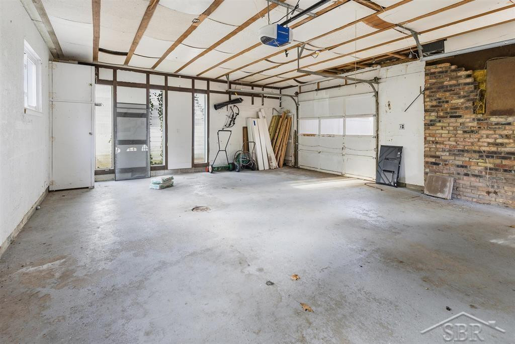 930 W Walter Road, Sanford, MI 48657 — Photo 33