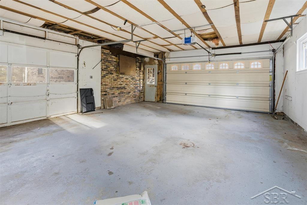 930 W Walter Road, Sanford, MI 48657 — Photo 34