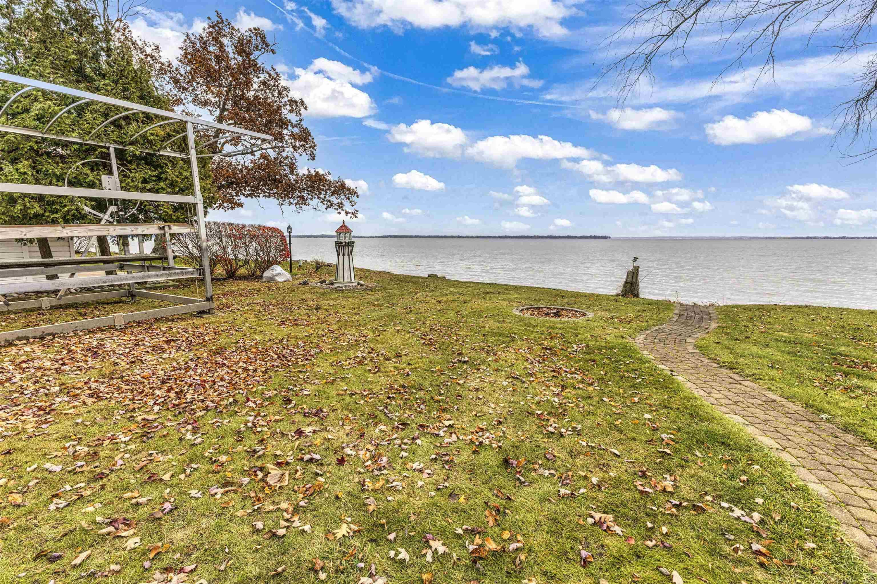 12315 E Houghton Lake Drive, Houghton Lake, MI 48629 — Photo 32