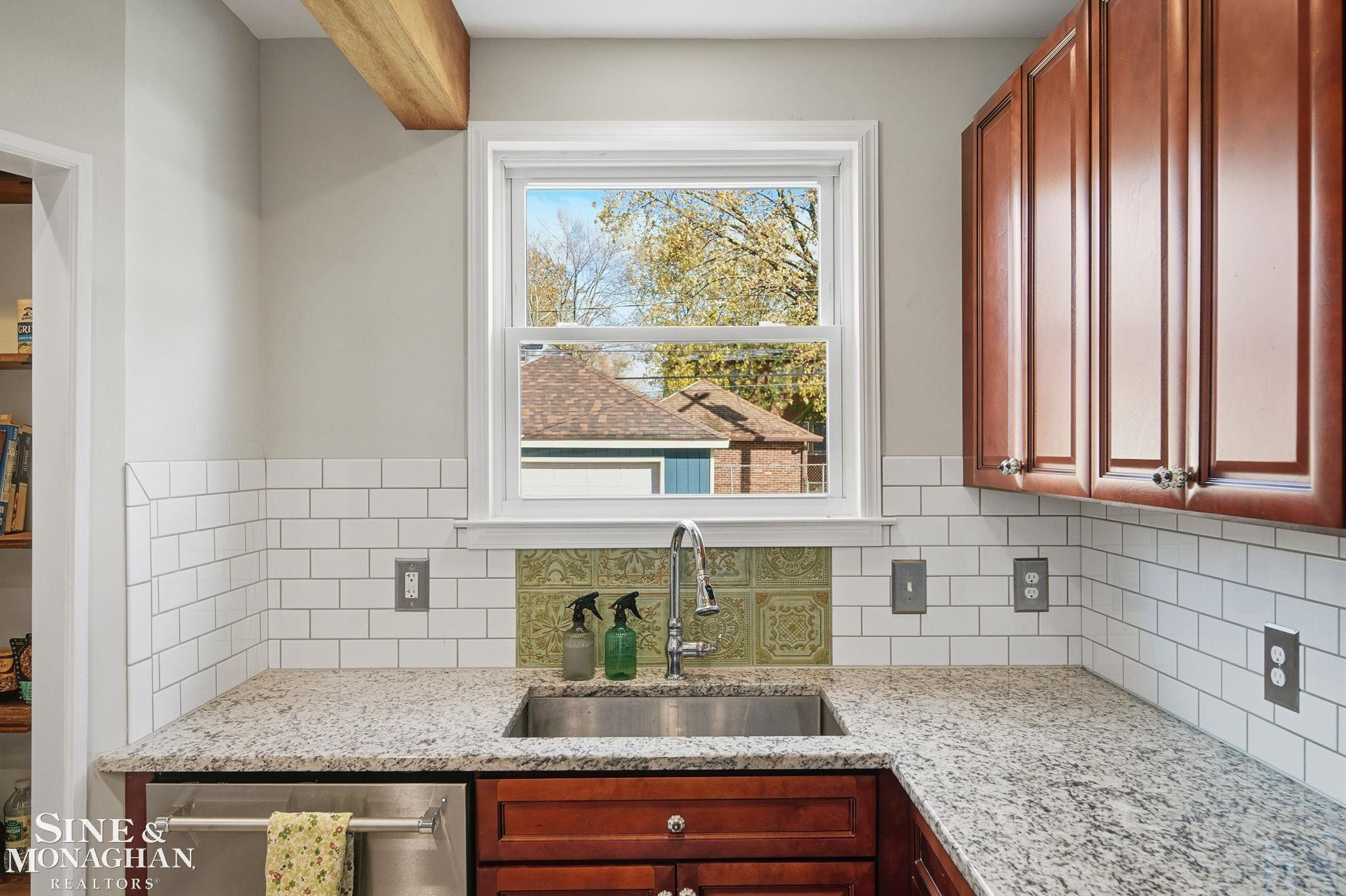 220 Newport Street, Detroit, MI 48215 — Photo 15